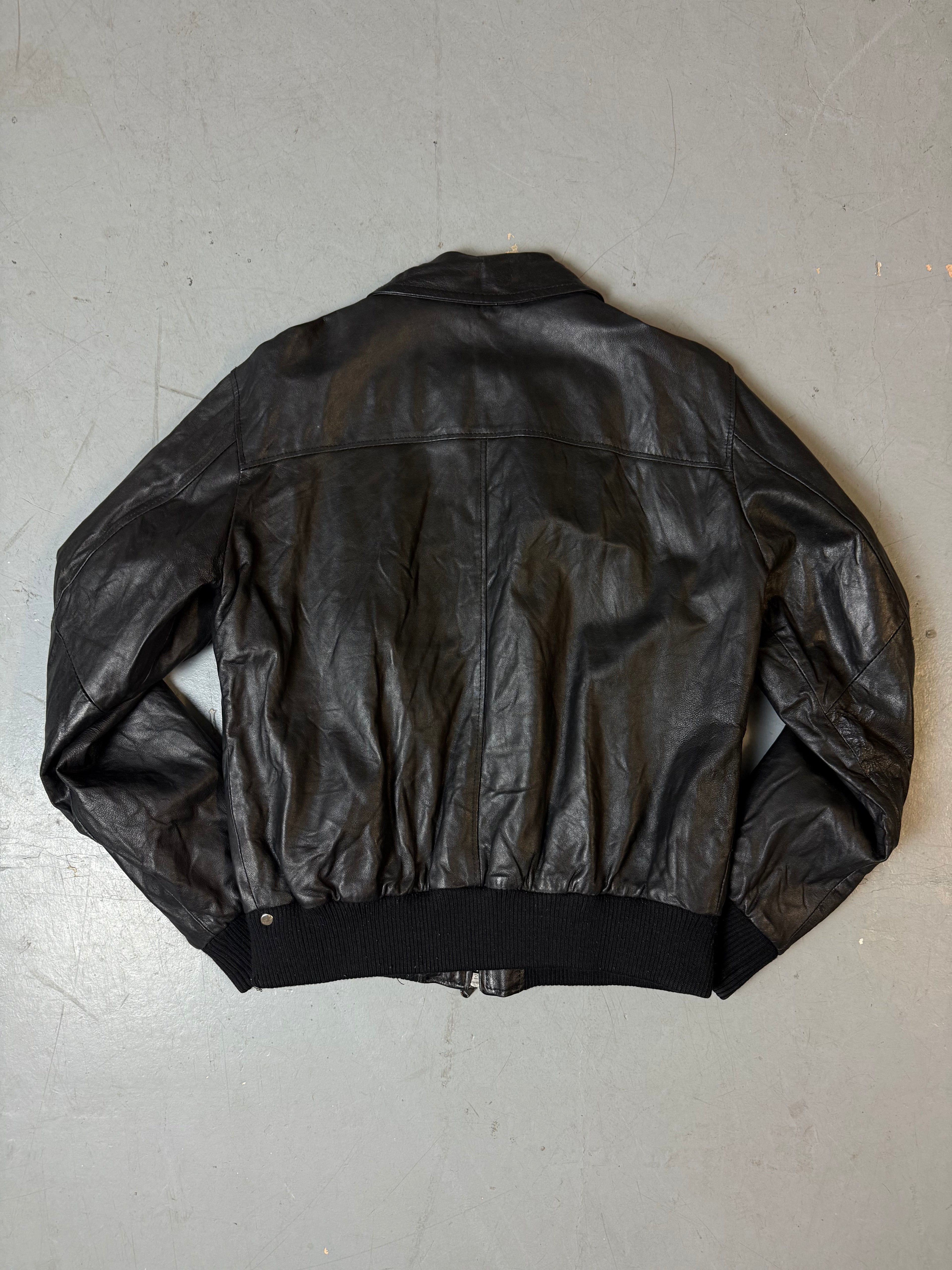 Produktbild von Vintage Into Italian Black Leather Jacket von Hinten