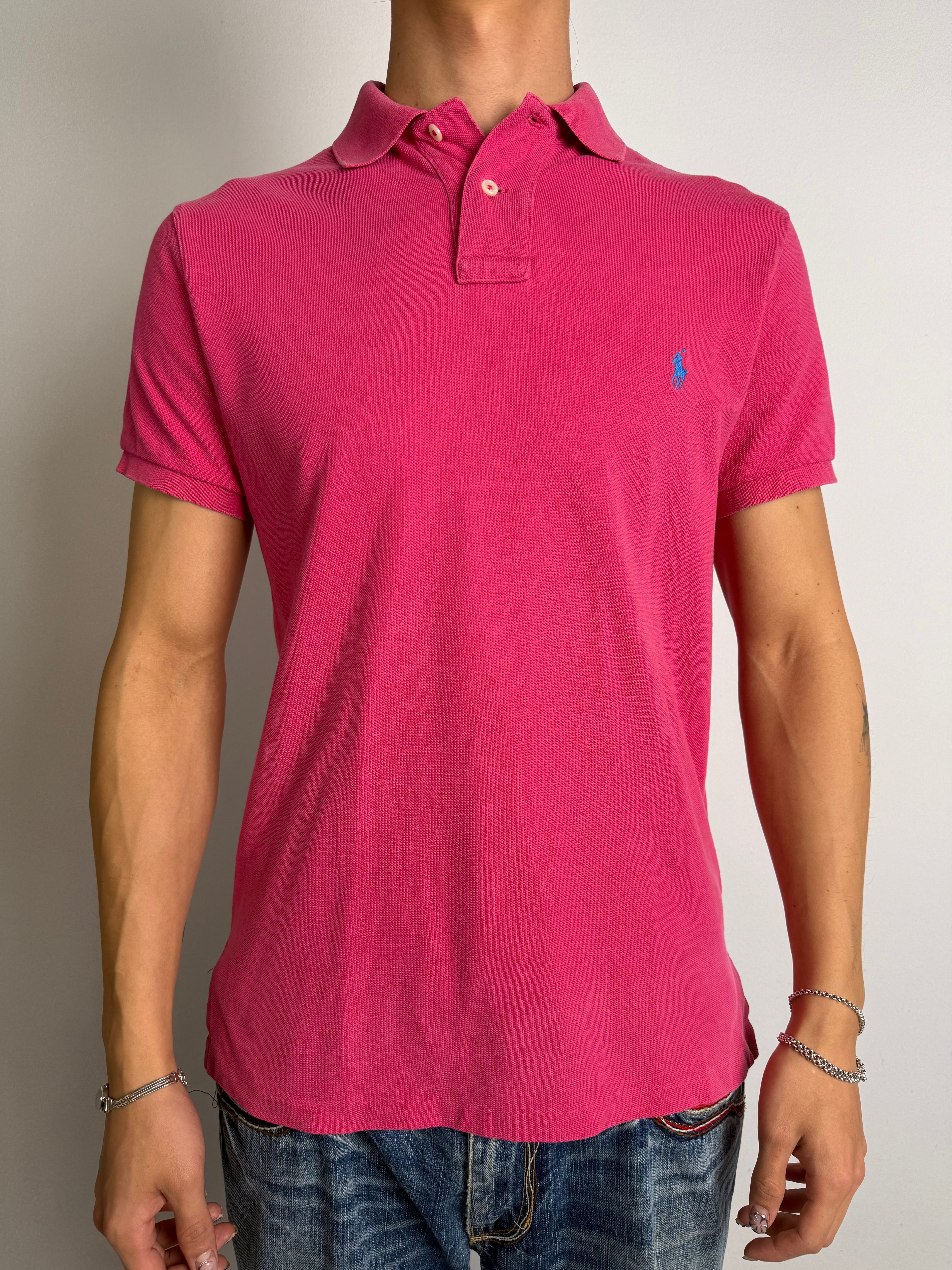 Tragebild von einem Vintage Ralph Lauren Pink Polo Shirt von vorne