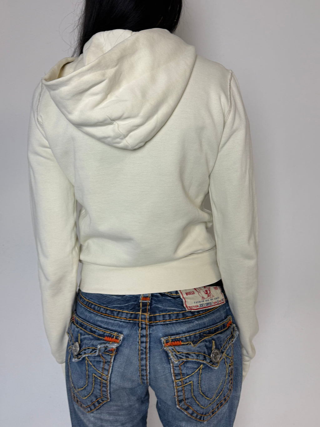 Cream Zip Up Hoodie von Onyx in Größe S mit Print vorne 