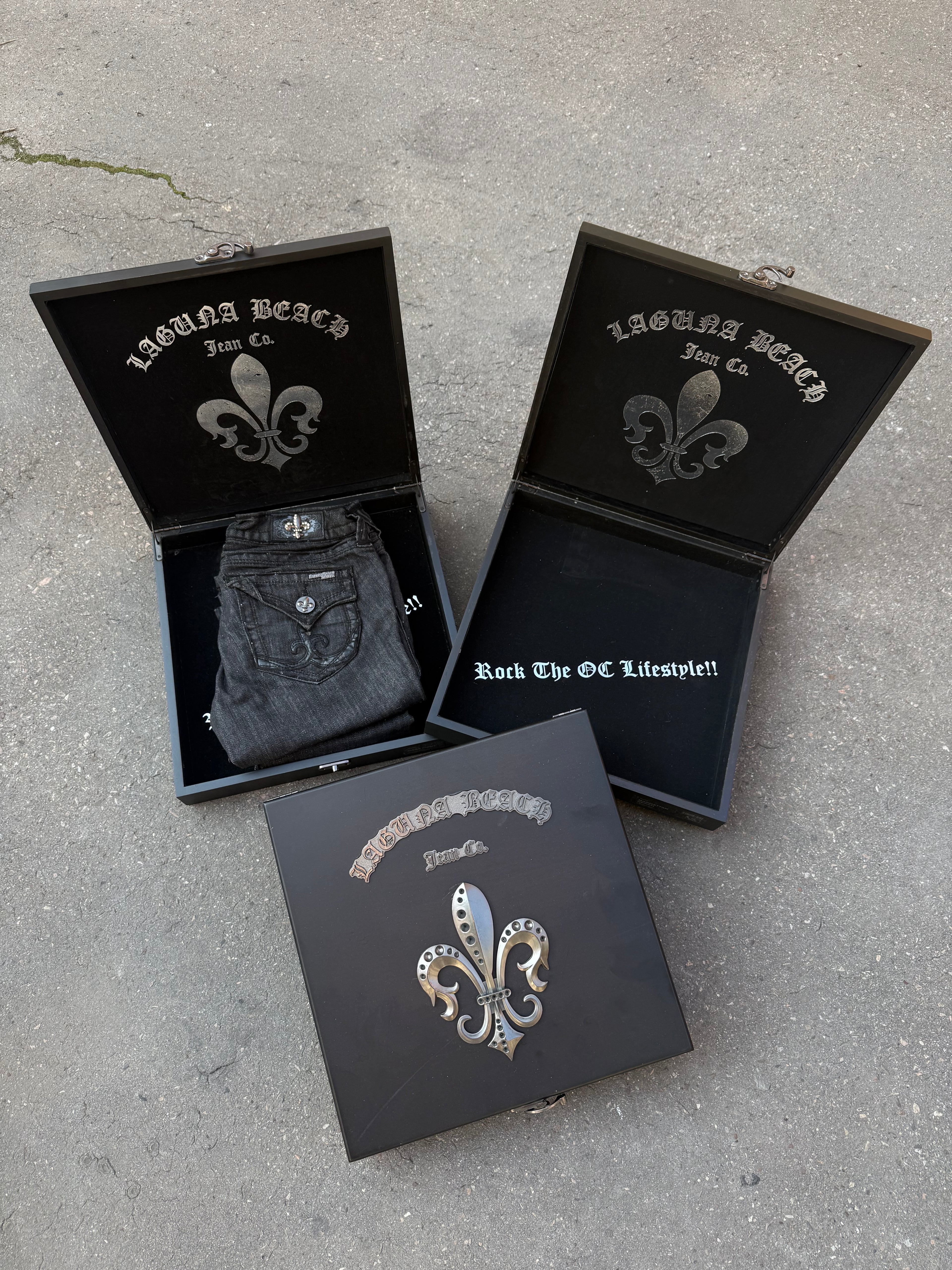 Y2K Laguna Beach „Manhatten Beach“ Low Waist Denim für Damen. Y2K 2000s Fashion