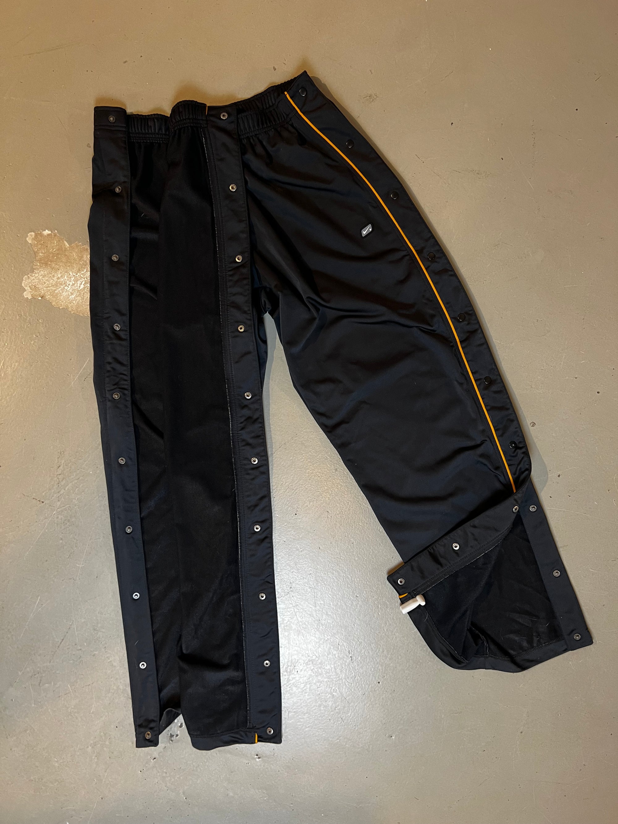 Vintage Black Nike Track Pants L/XL