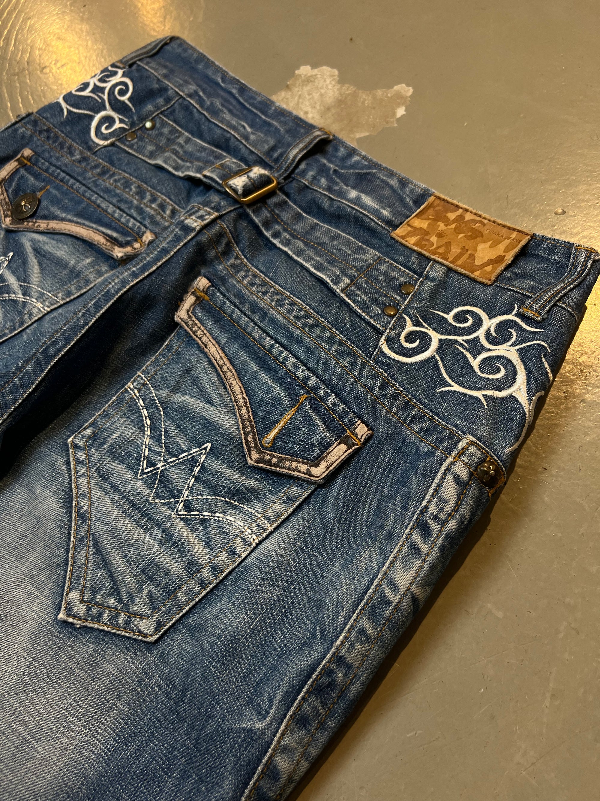 Vintage Stiched Tribal Big Train Blue Denim L/XL