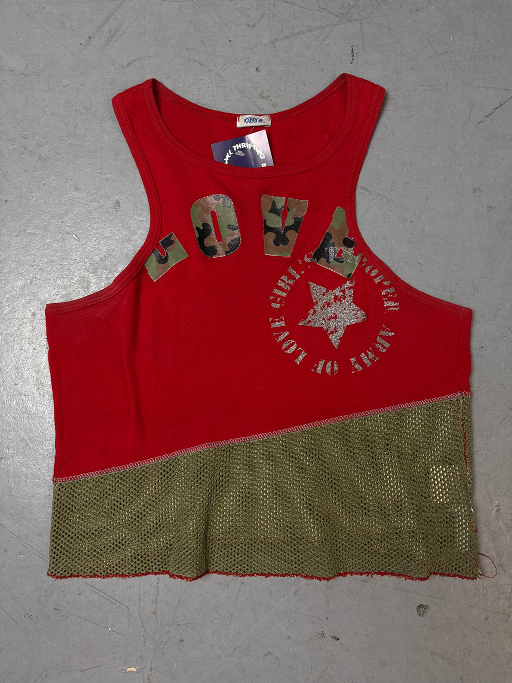 Produktbild von Vintage Onyx Red and Green Tank Top M von vorne