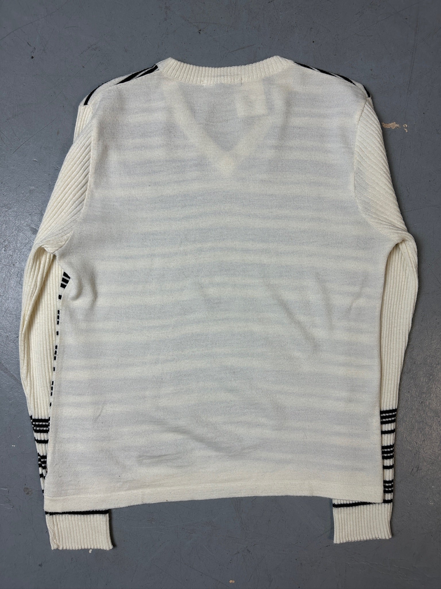 Produktbild von Vintage Angel Devil Striped Knit Longsleeve von hinten