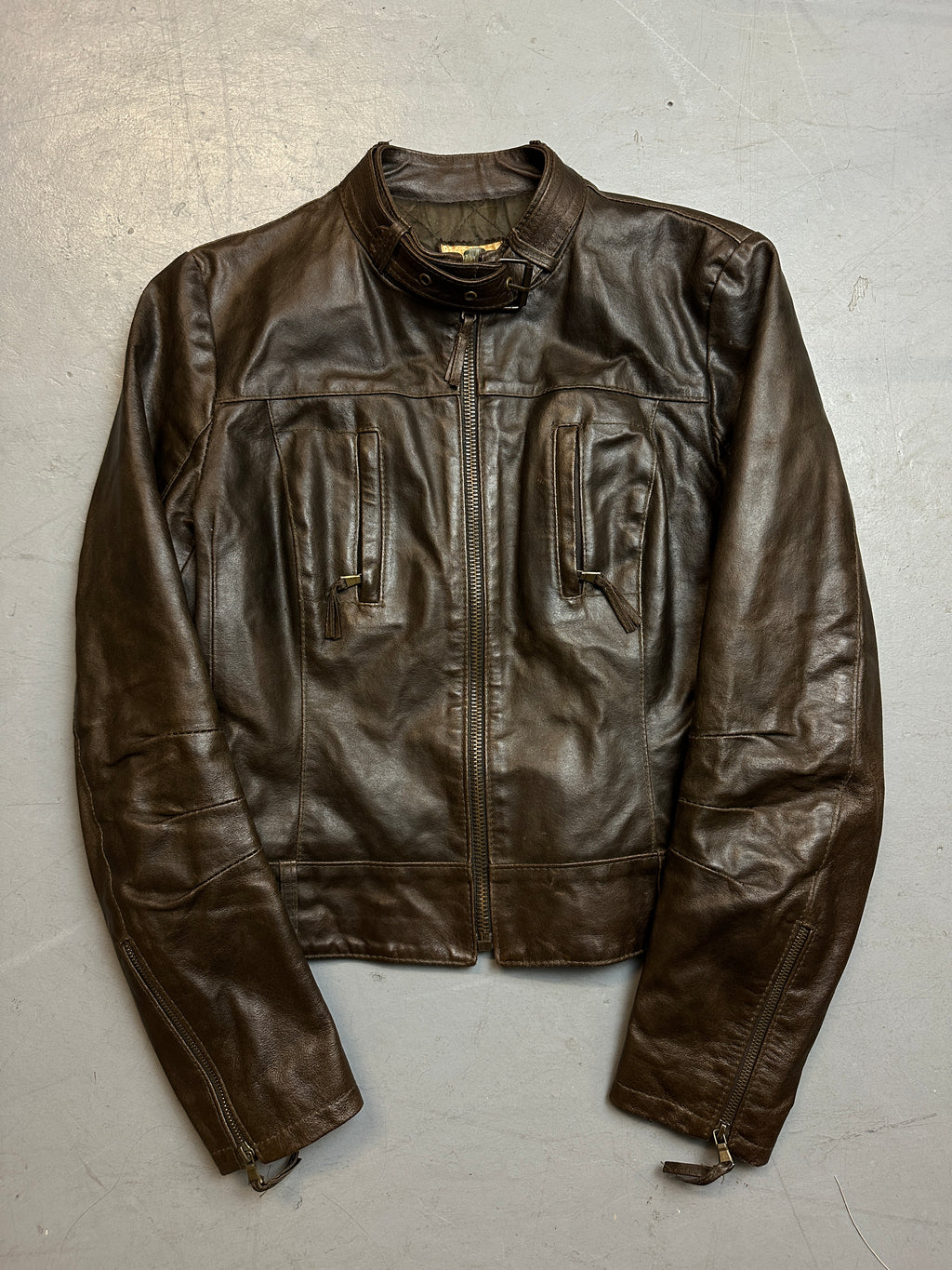 Vintage List Brown Italian Leather Jacket  
für Herren. Y2K Second Hand 2000s Fashion