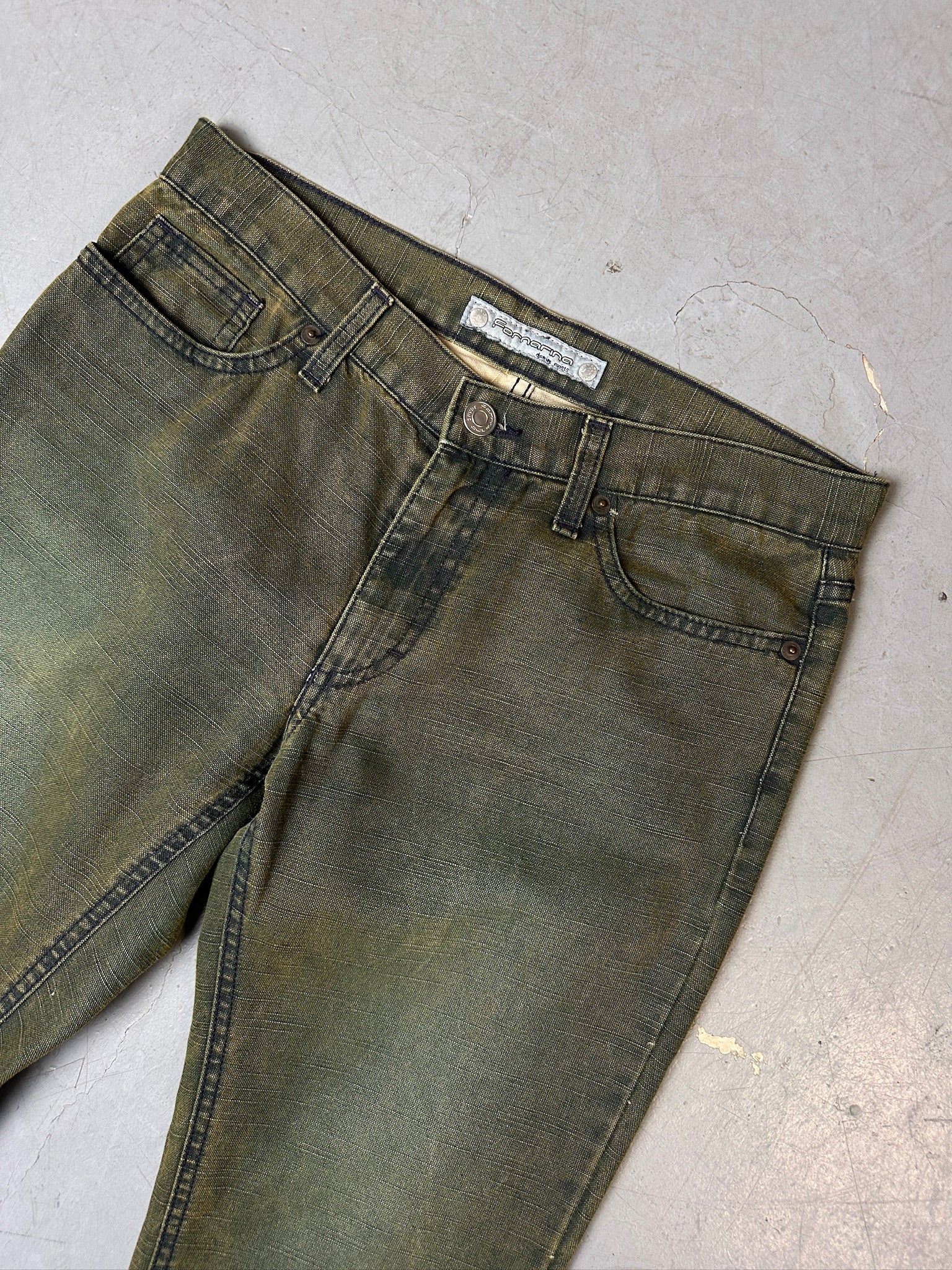 Detailbild von einer Vintage Fornarina Mid Waist Green Bootcut Jeans von Hosenbunt