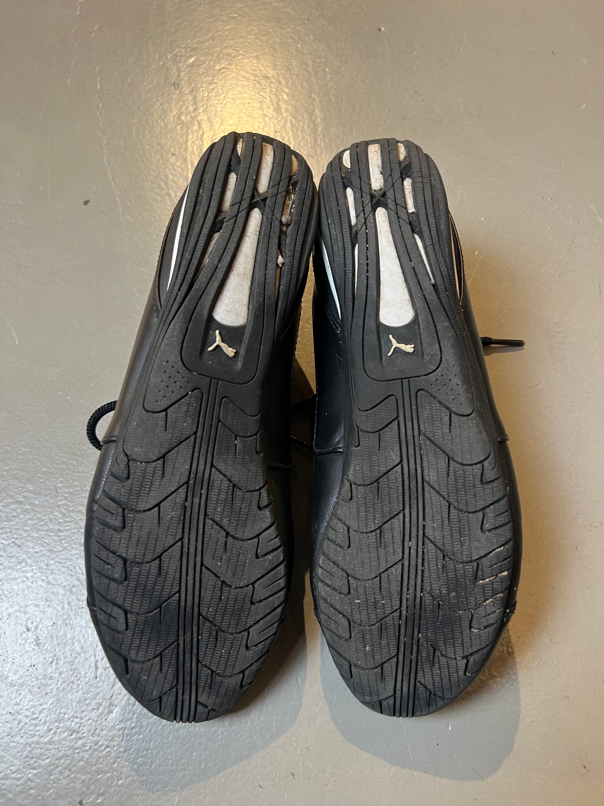 Vintage Black Puma Sneaker 42 1/2