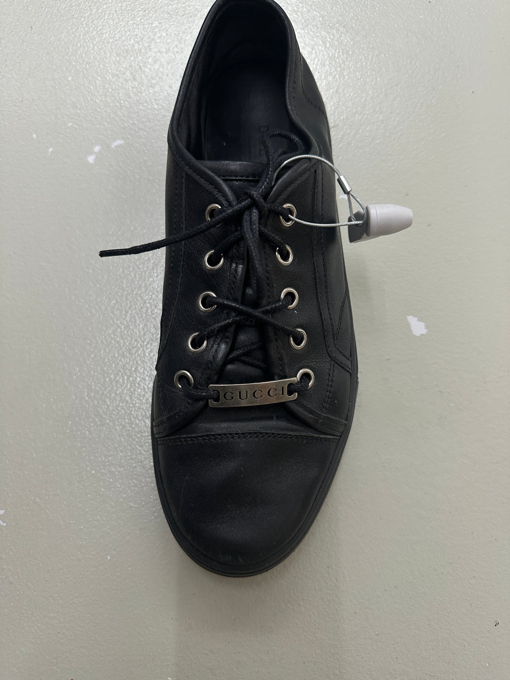 Vintage Gucci Black Leather Shoes für Damen.Y2K Second Hand 2000s Fashion 