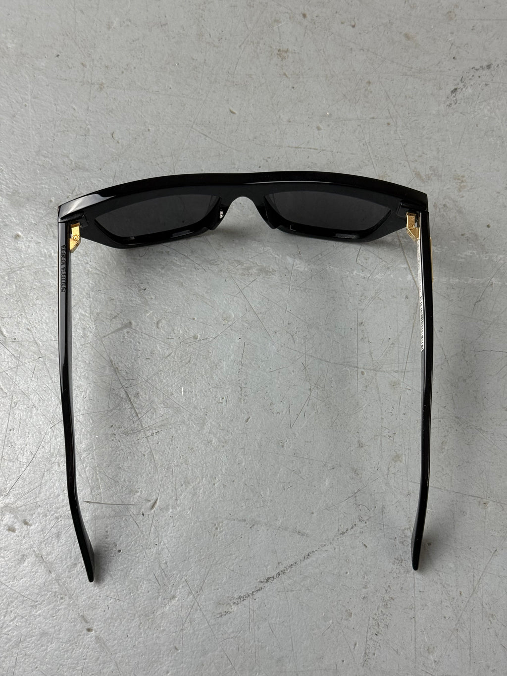 Bottega Veneta Black Sunglasses Unisex. Y2K Second Hand 2000s Fashion