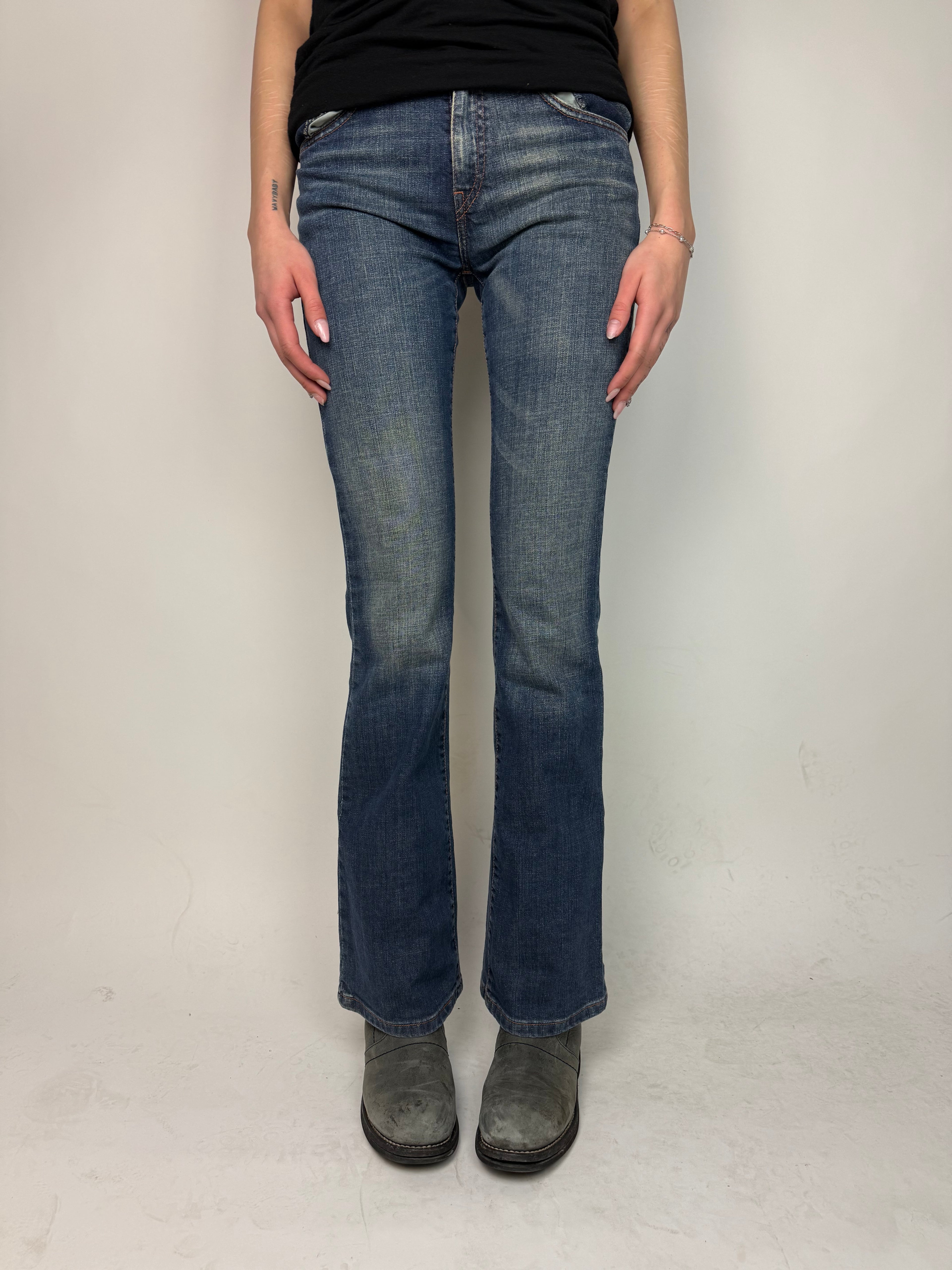 Vintage Levi’s 525 Mid Waist Bootcut Jeans M
