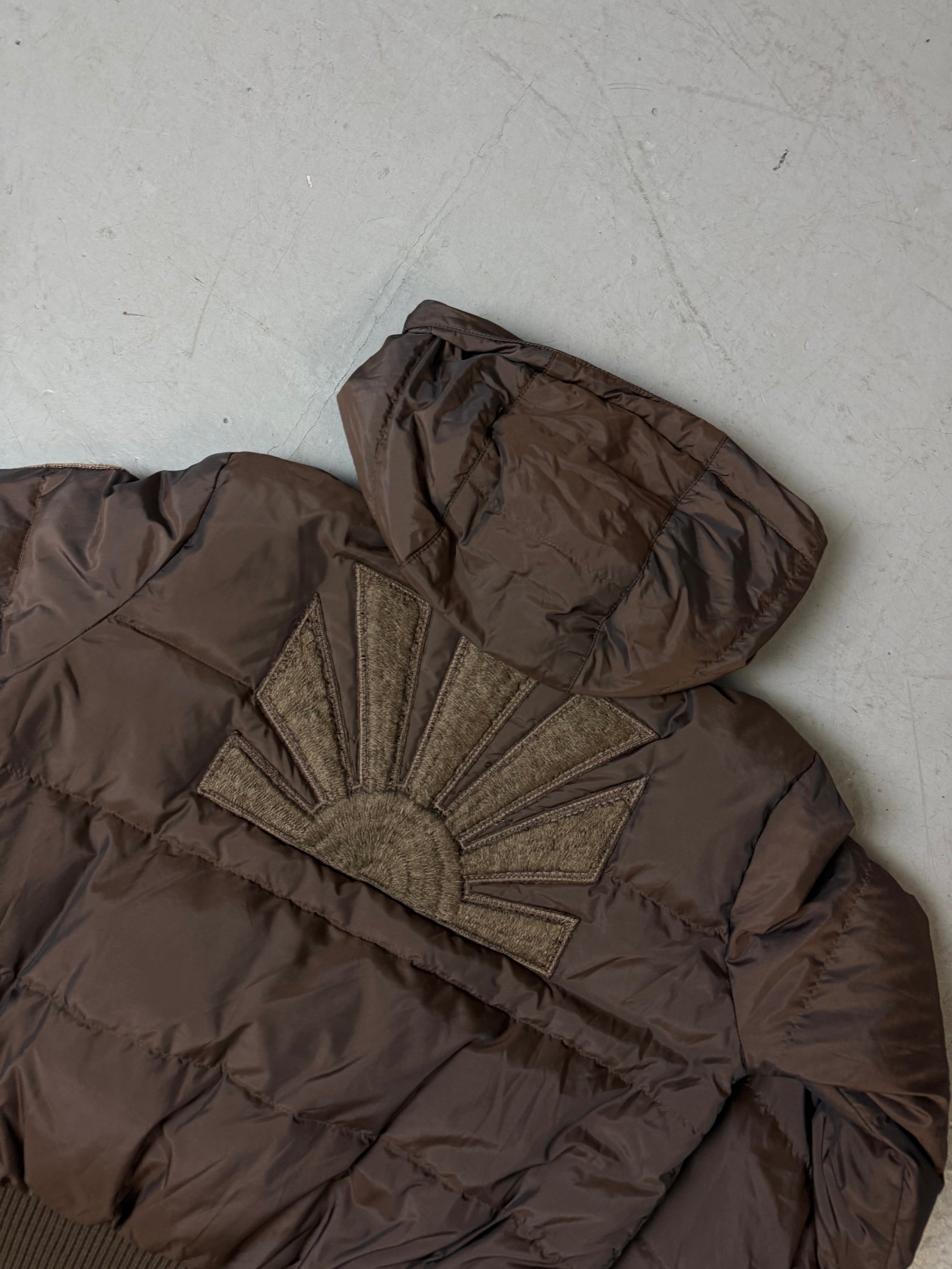 Eine braune cropped Puffer Jacke in S/M 