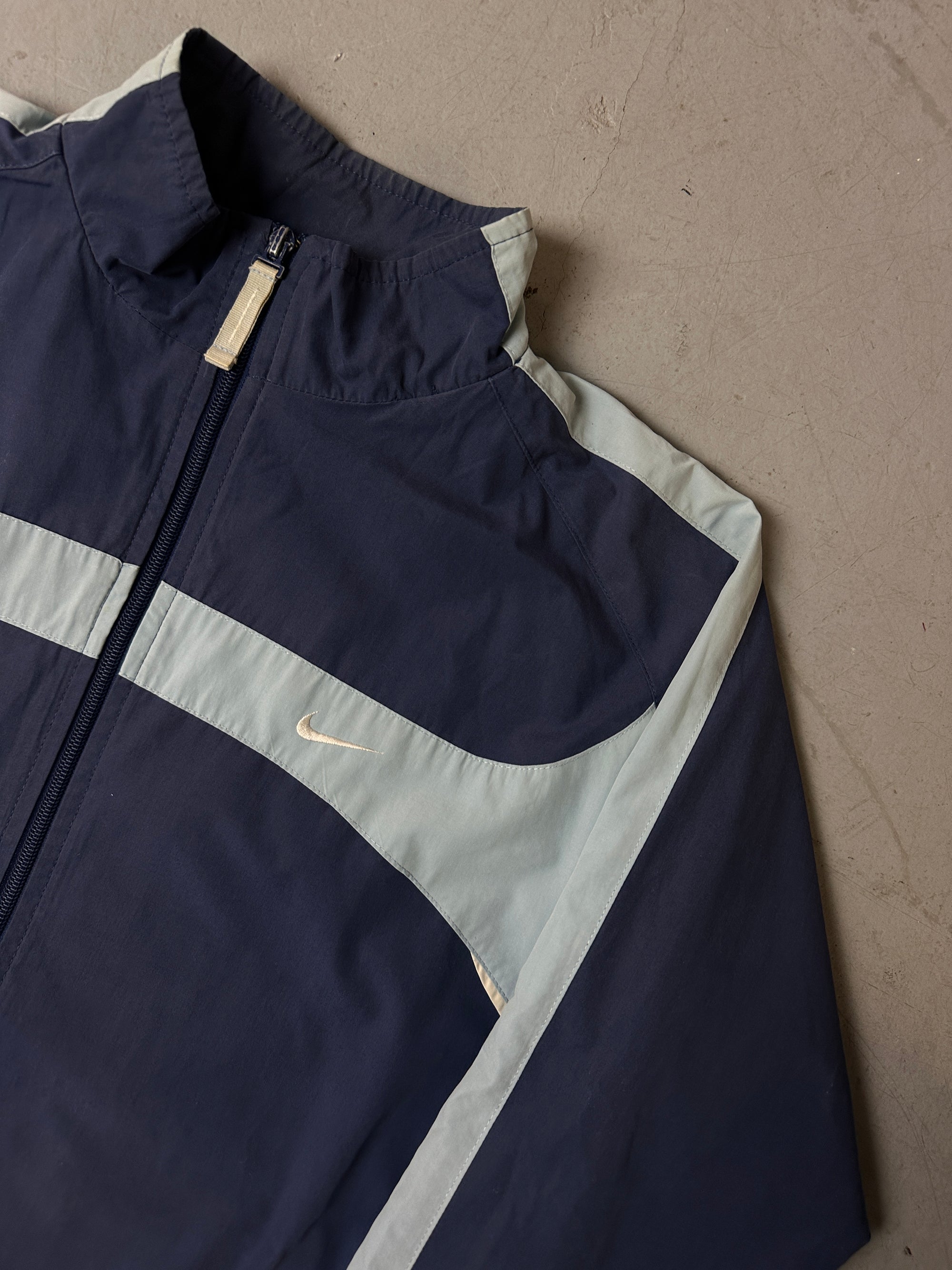 Detailliertes produktbild von Vintage Dark/Baby Blue Nike Track Jacket M/L von vorne