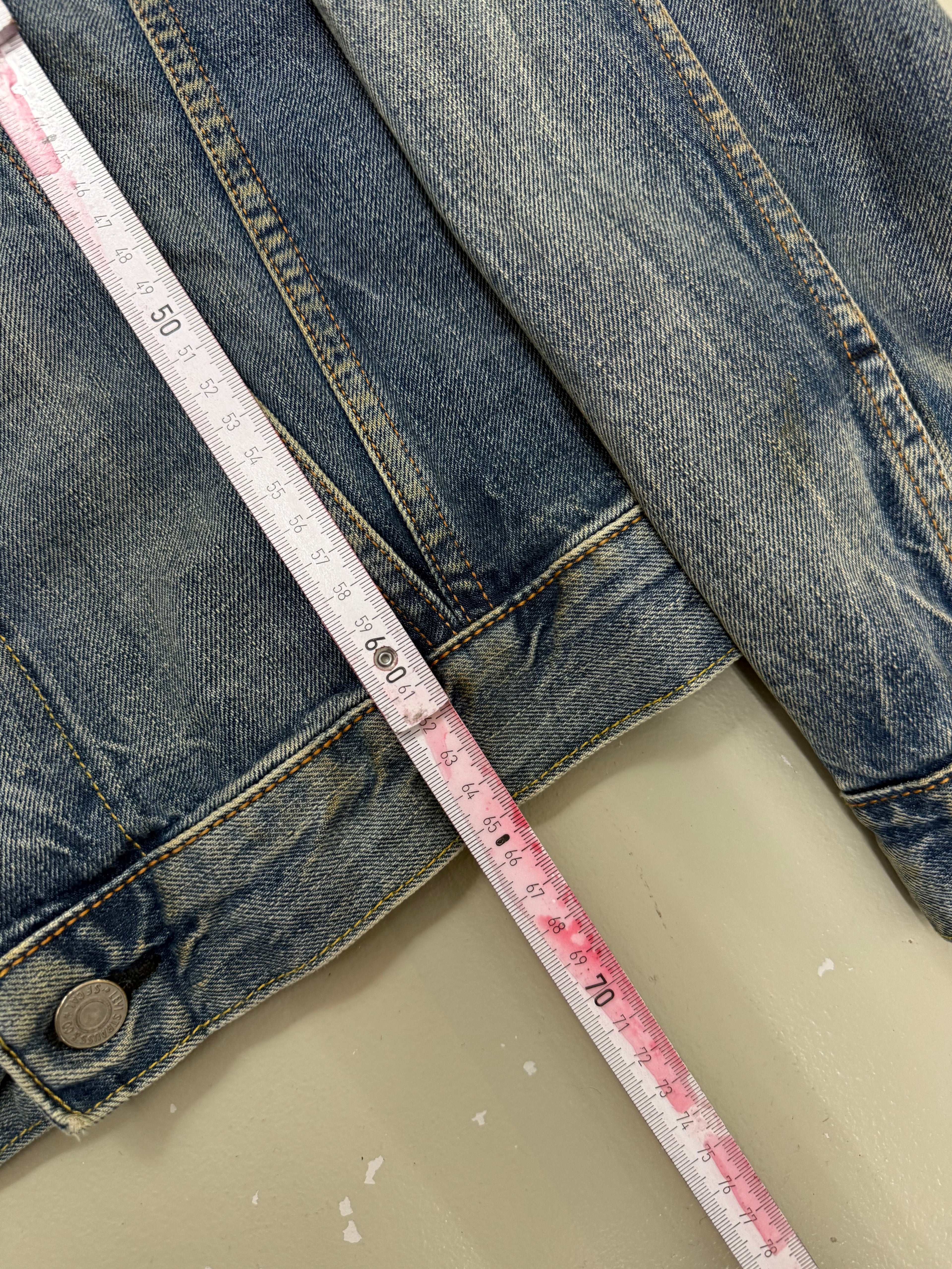 Vintage Levis Blue/Green Washed Denim Jacket für Herren. Y2K Second Hand 2000s Fashion
