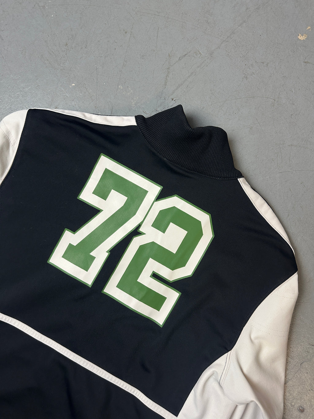 Detailbild von Vintage Nike Track Jacket Von vorne