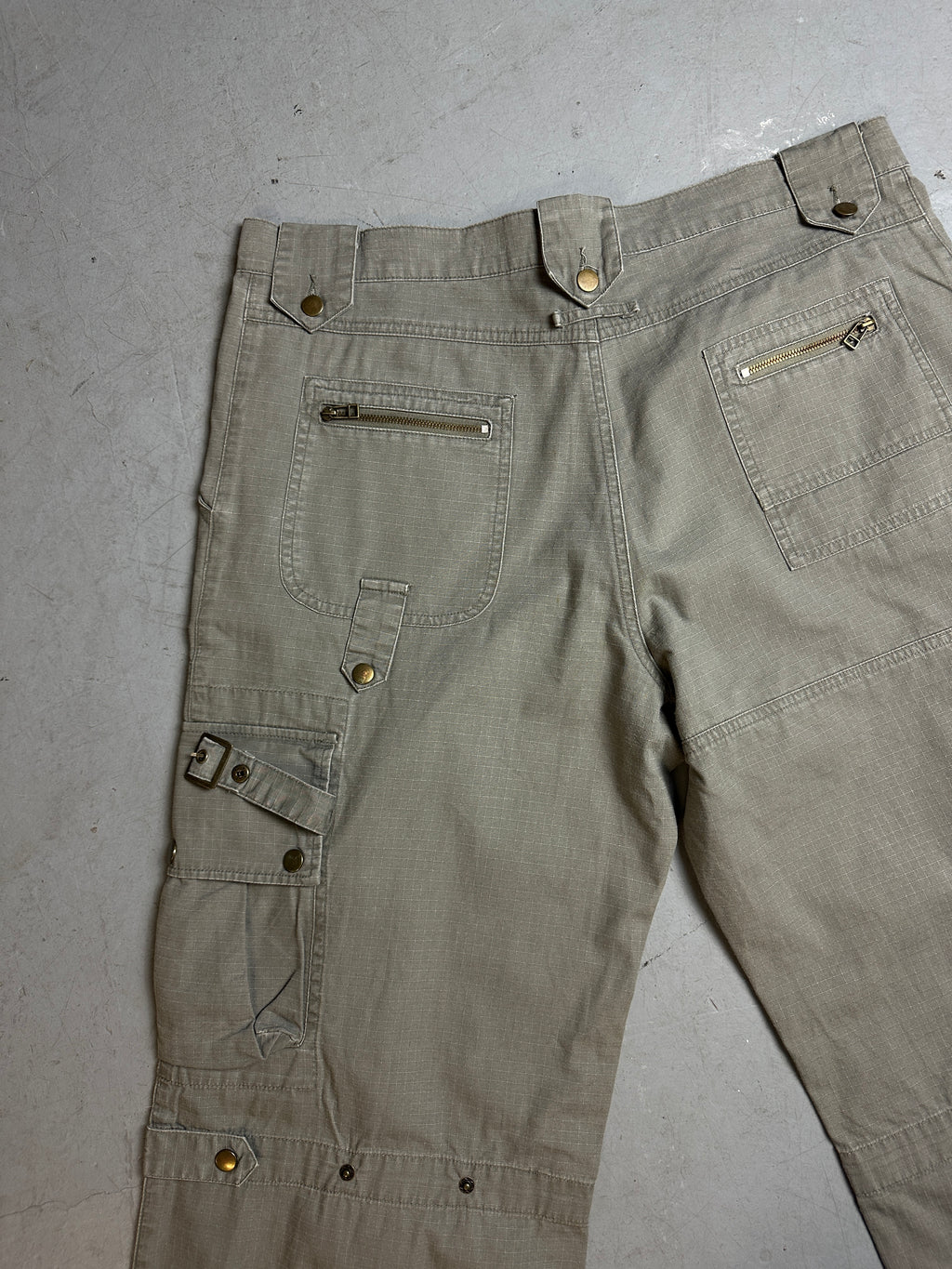 Productbild von Vintage Khaki Cargo Pants L/XL von hinten 