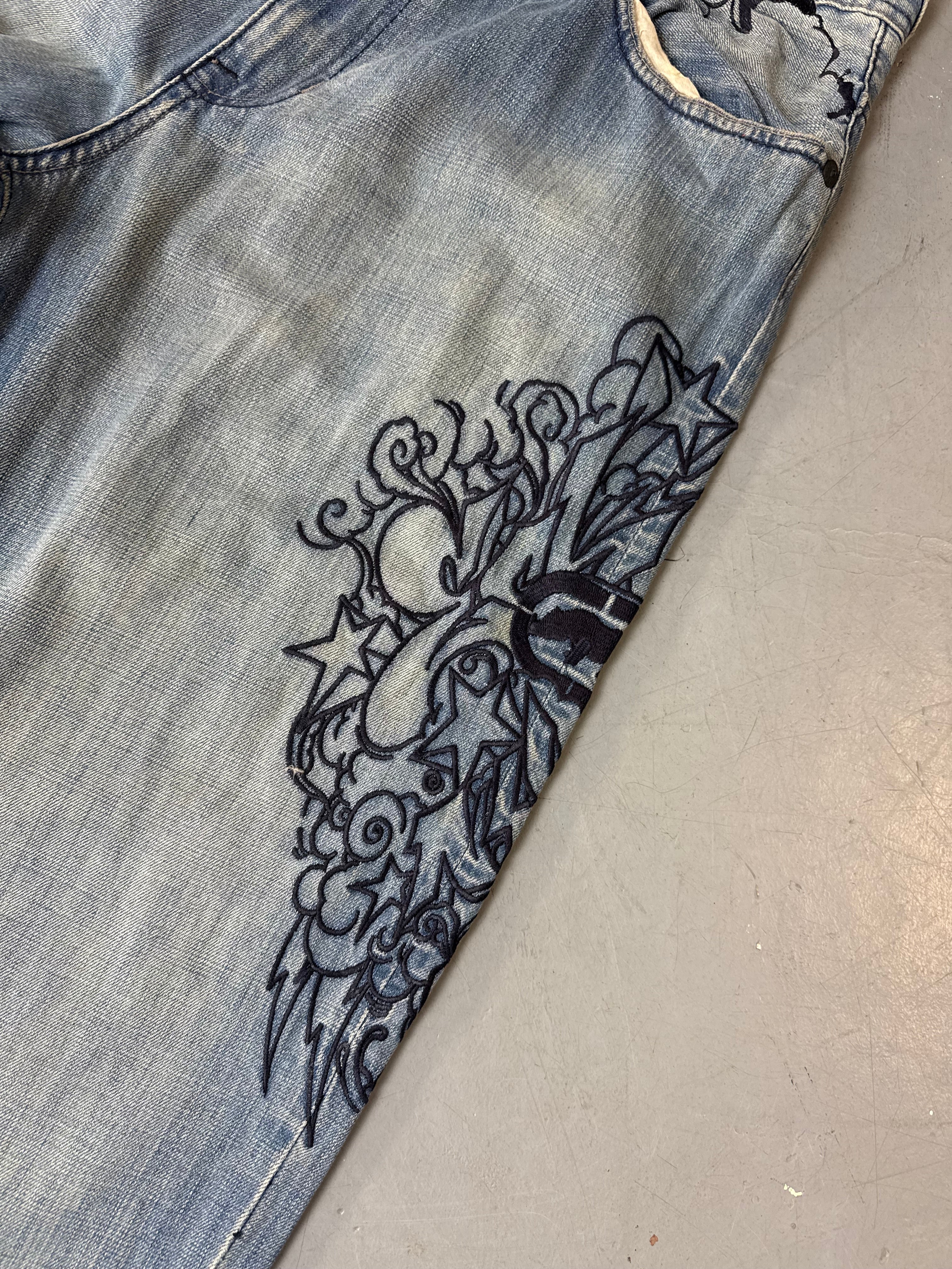 Detailliertes Produktbild von Vintage Ecko Unltd. Crazy Stitched Baggy Denim XL von vorne