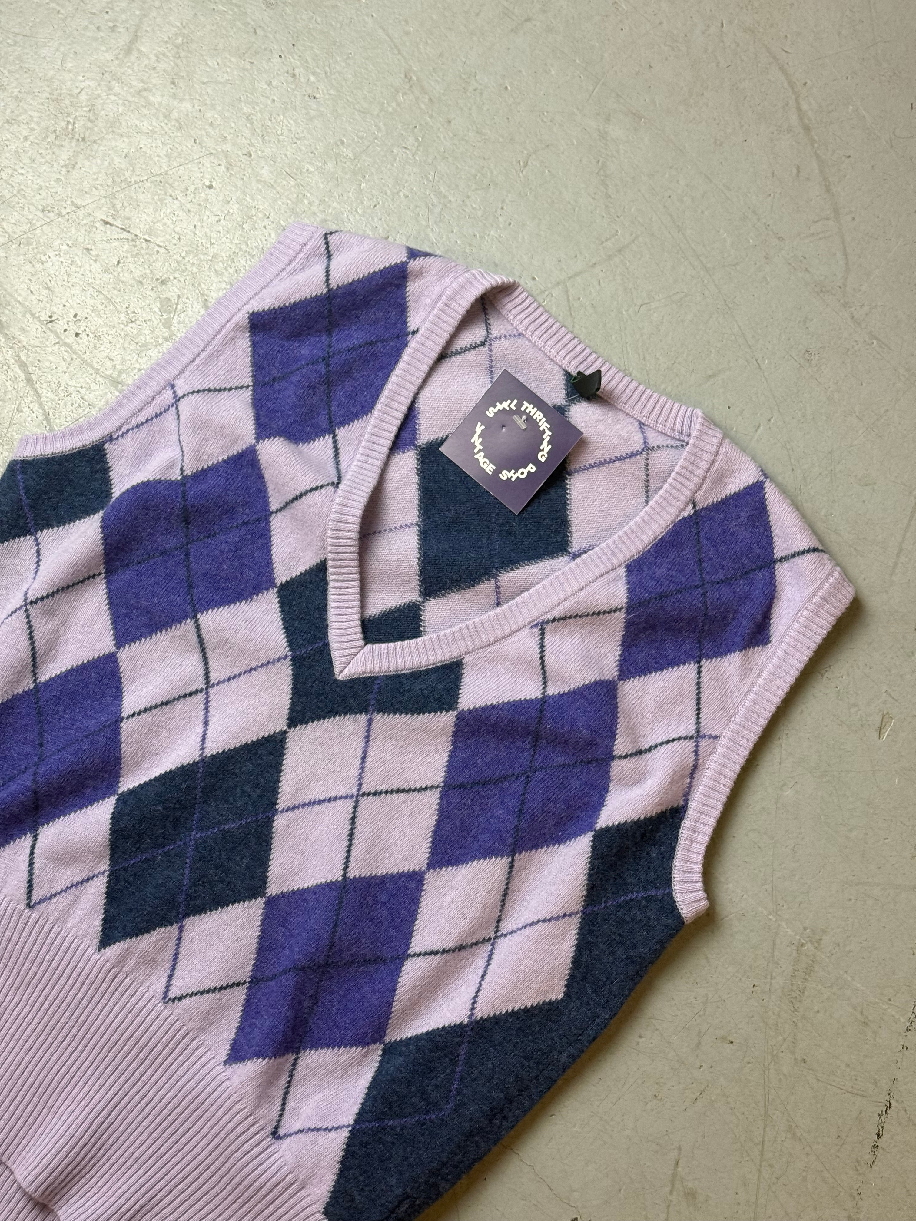 Vintage Purple Knitted Wool Sleeveless Sweater für Damen. Y2K Second Hand 2000s Fashion