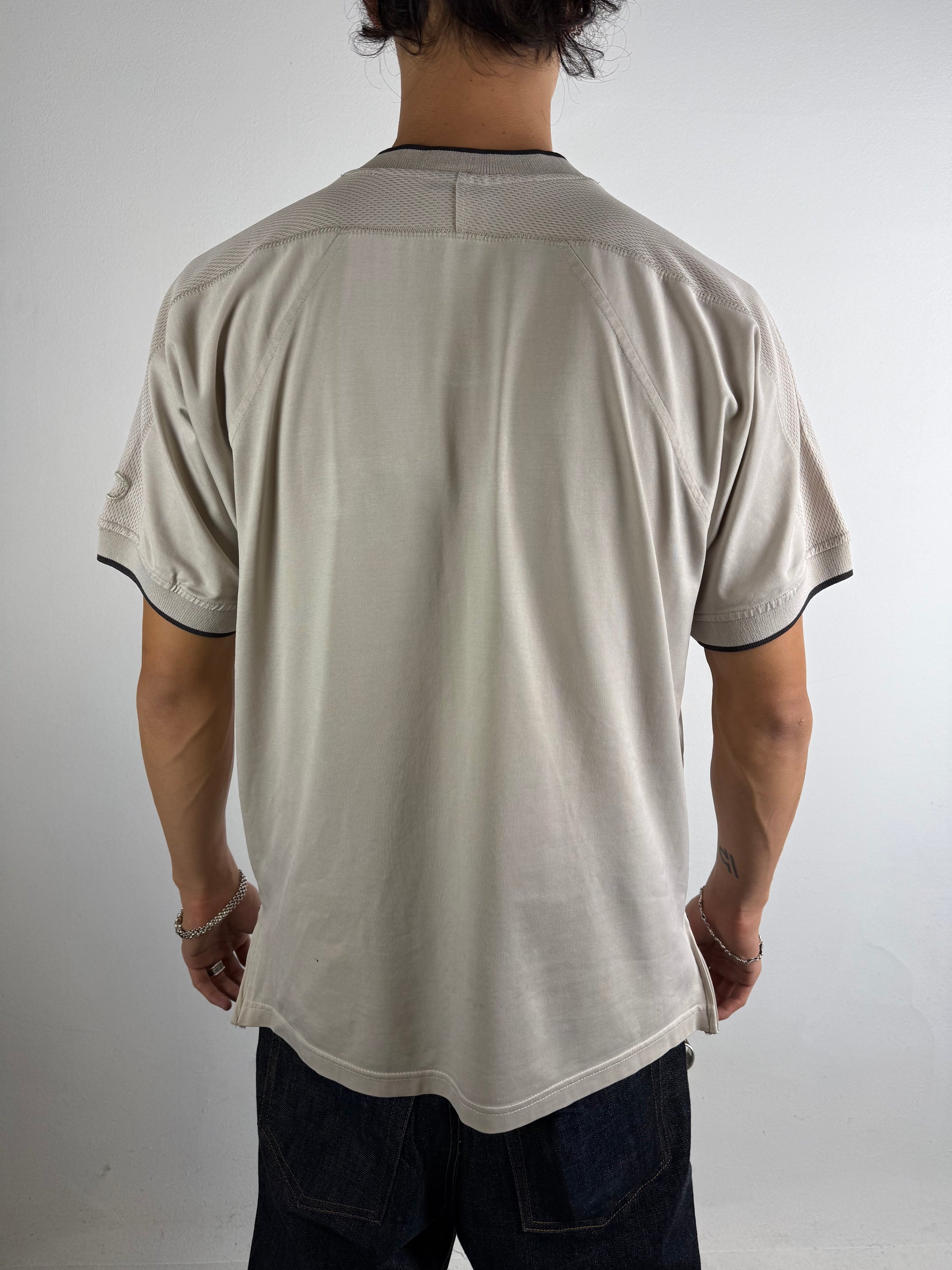 Tragebild von hinten