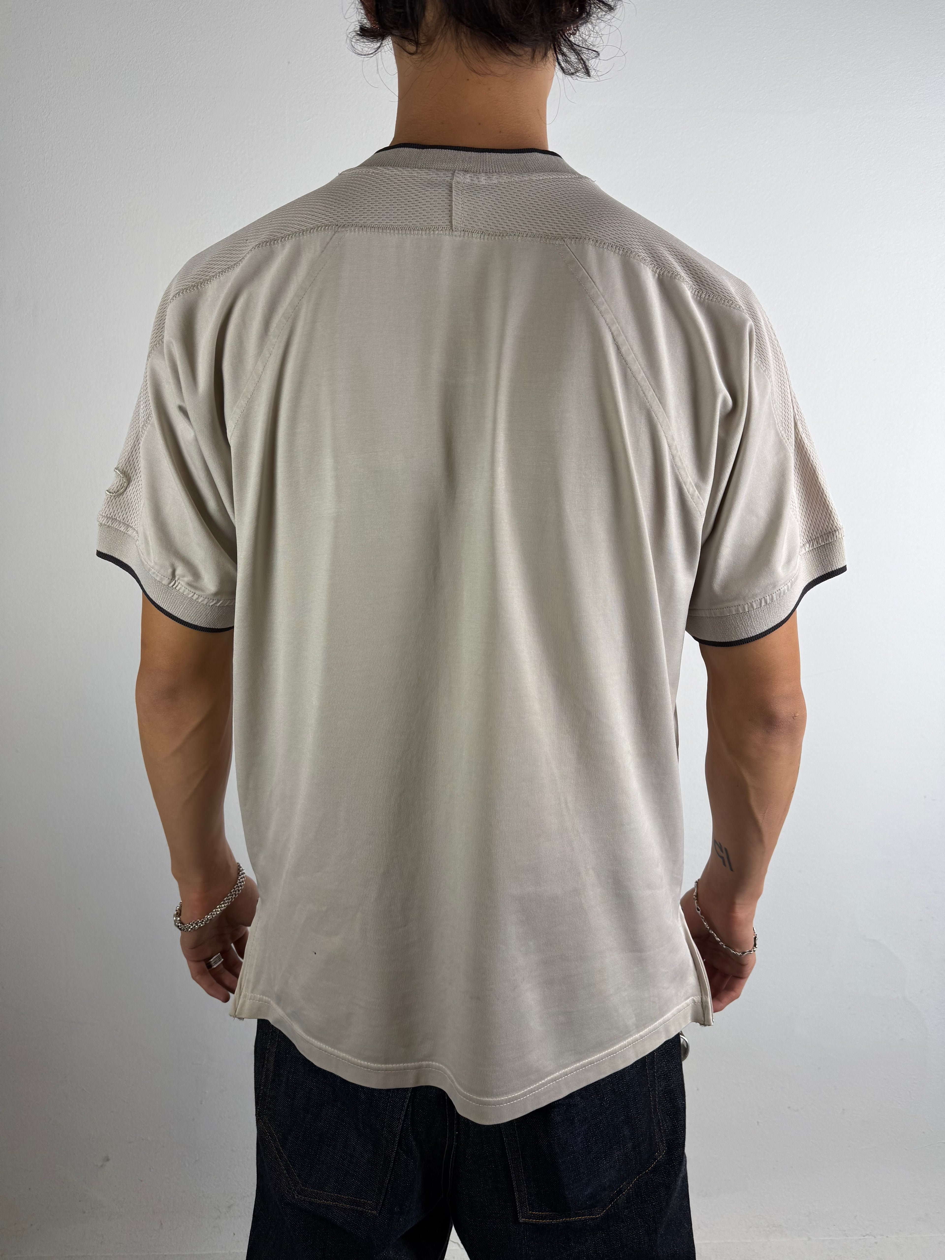 Tragebild von hinten