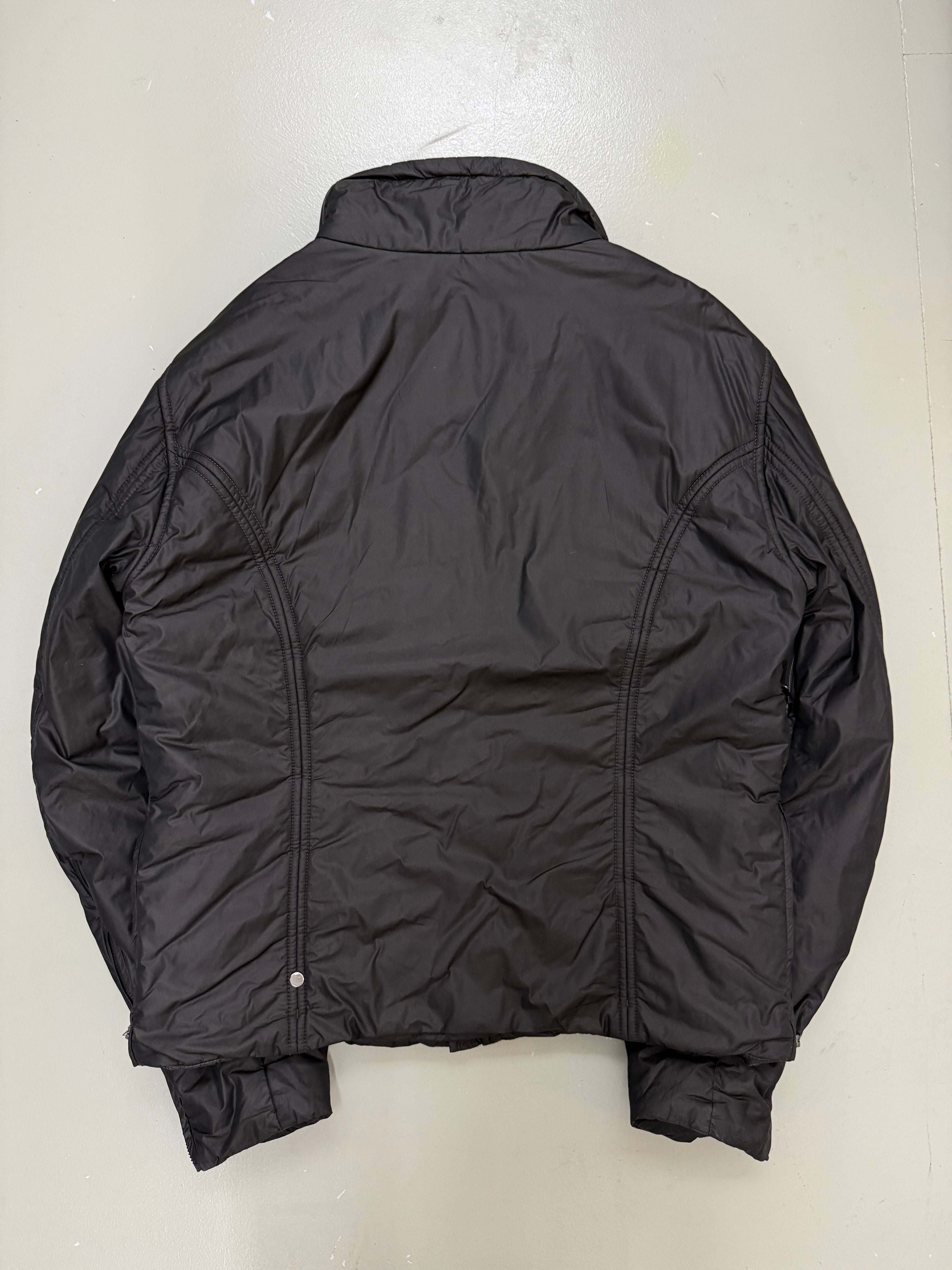 Vintage Belstaff Black Puffer Jacket für Herren. Y2K Second Hand 2000s Fashion 
