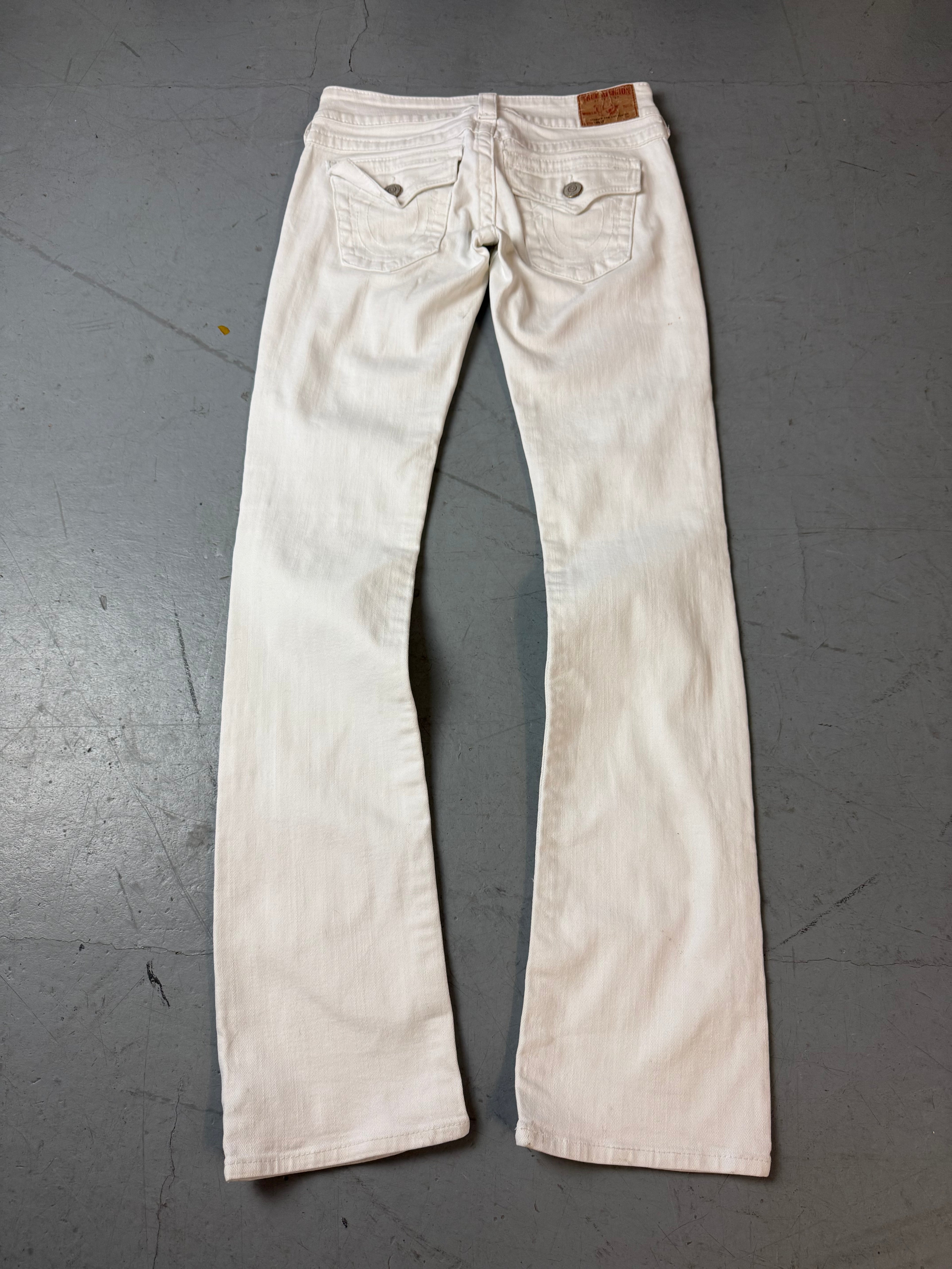 Vintage True Religion White Low Waist Bootcut Jeans für Damen. Y2K Second Hand 2000s Fashion
