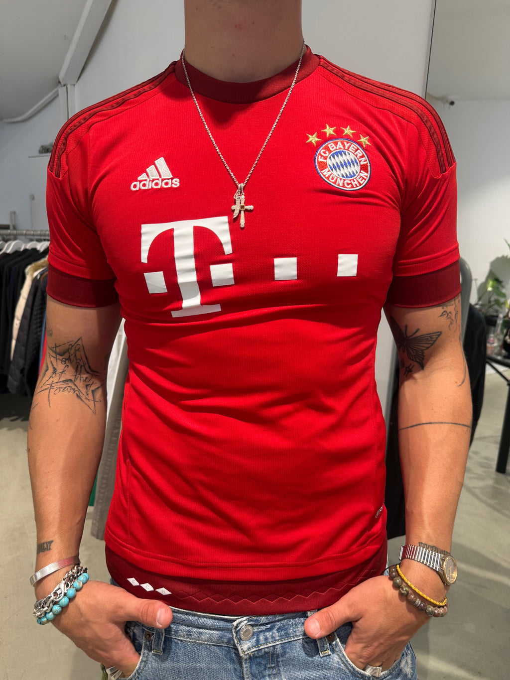 Vintage Adidas FC Bayern München 2015/16 Vidal Home Jersey (S)