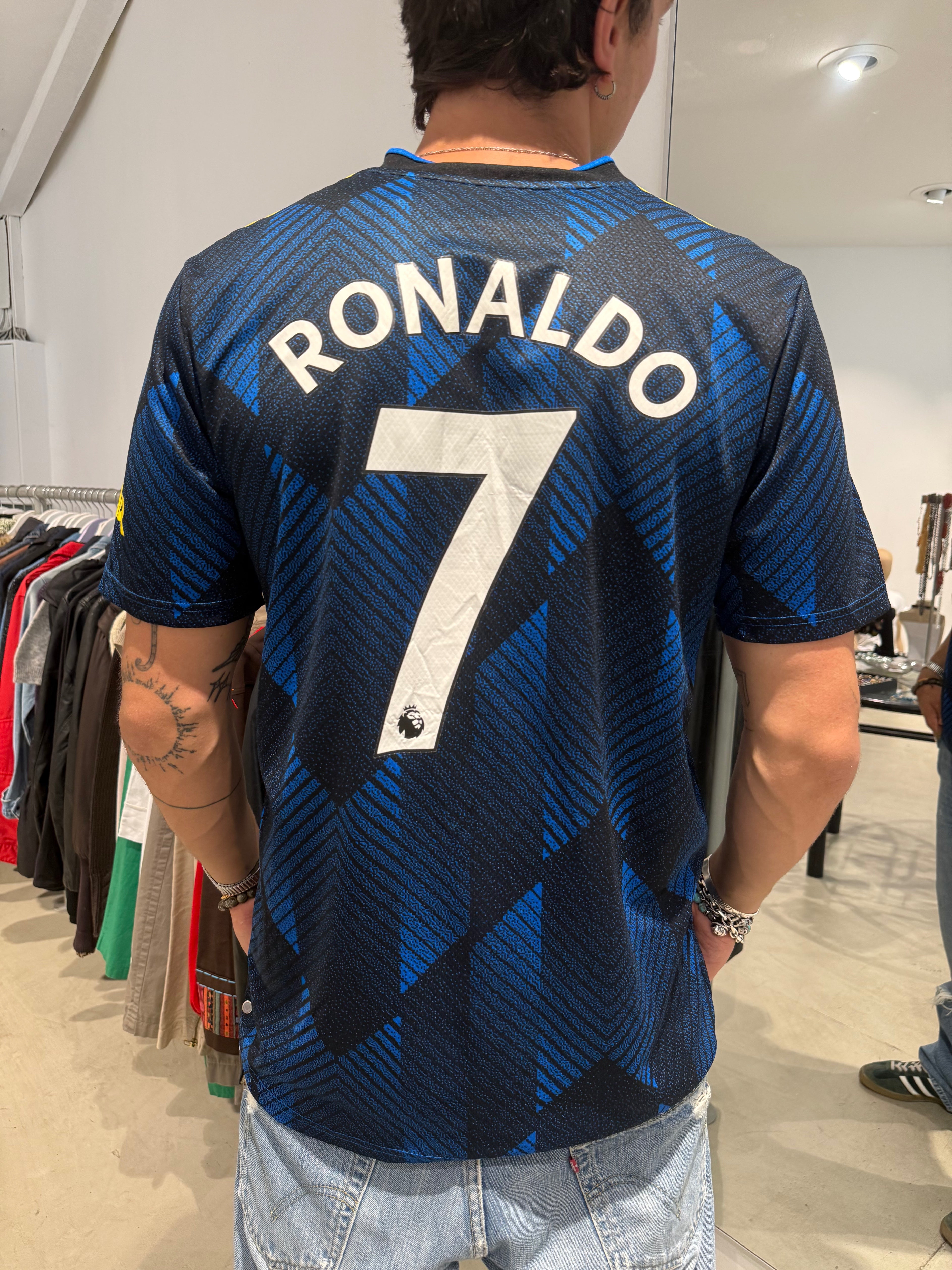 Vintage Adidas Manchester United 2021/22 Ronaldo Third Jersey (L)