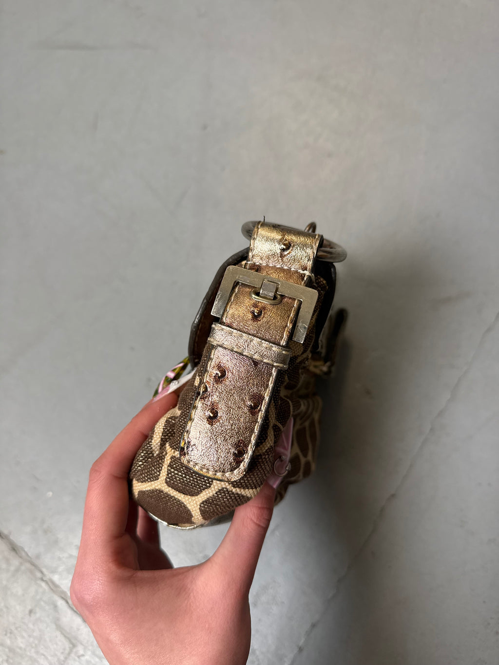 Vintage Guess Giraffe Print Mini Bag for girls Y2K Second Hand 2000s Fashion 