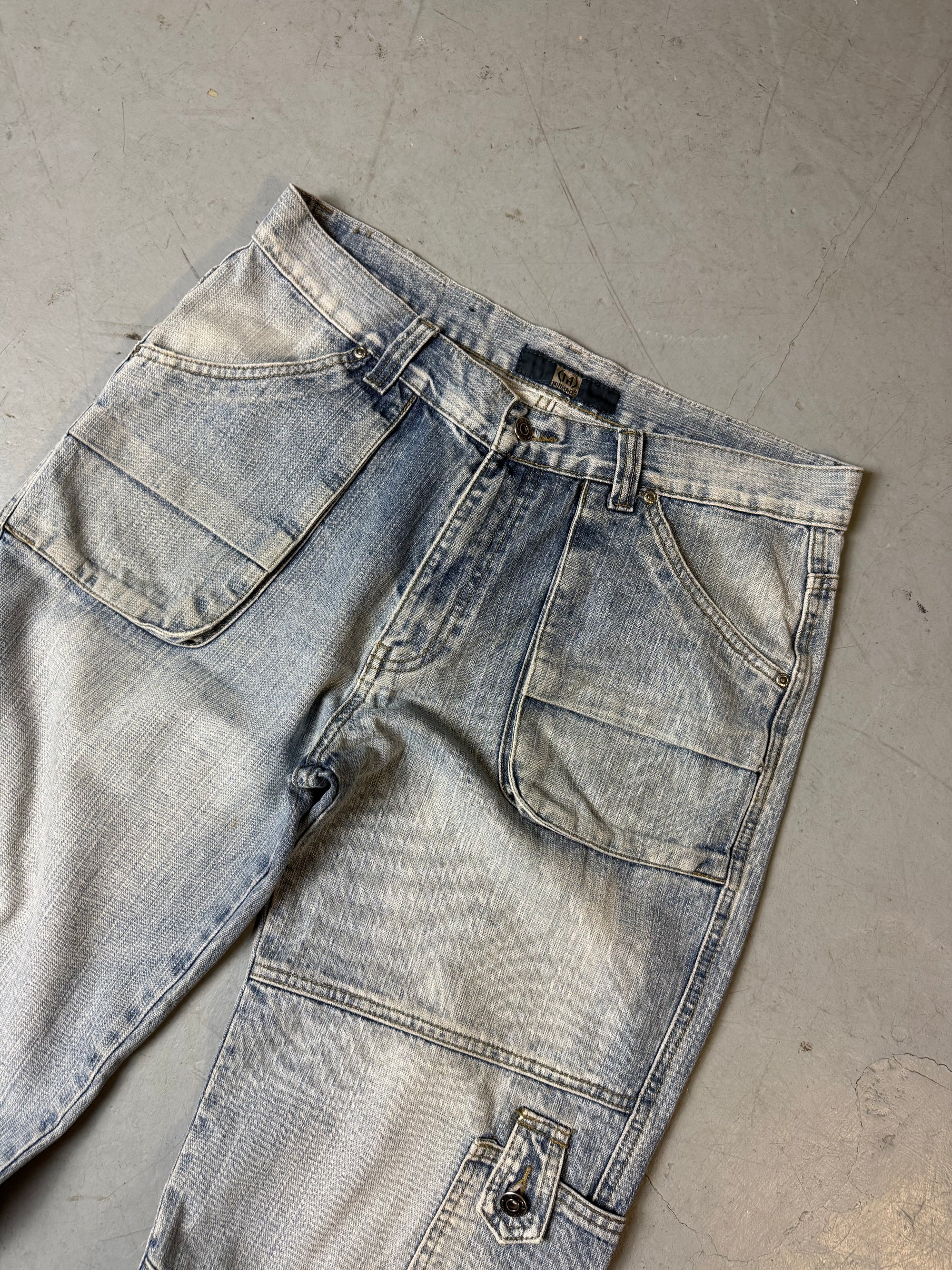 Detailliertes Produktbild von Vintage Minhad Light Blue Baggy Jeans XL von vorne