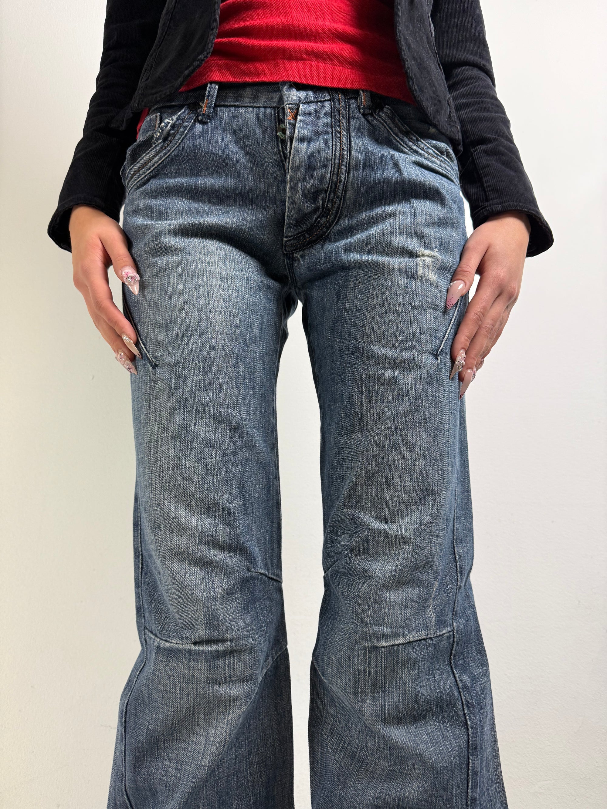Detailliertes Tragebild von Vintage Asida Industry Straight Leg Jeans S von vorne