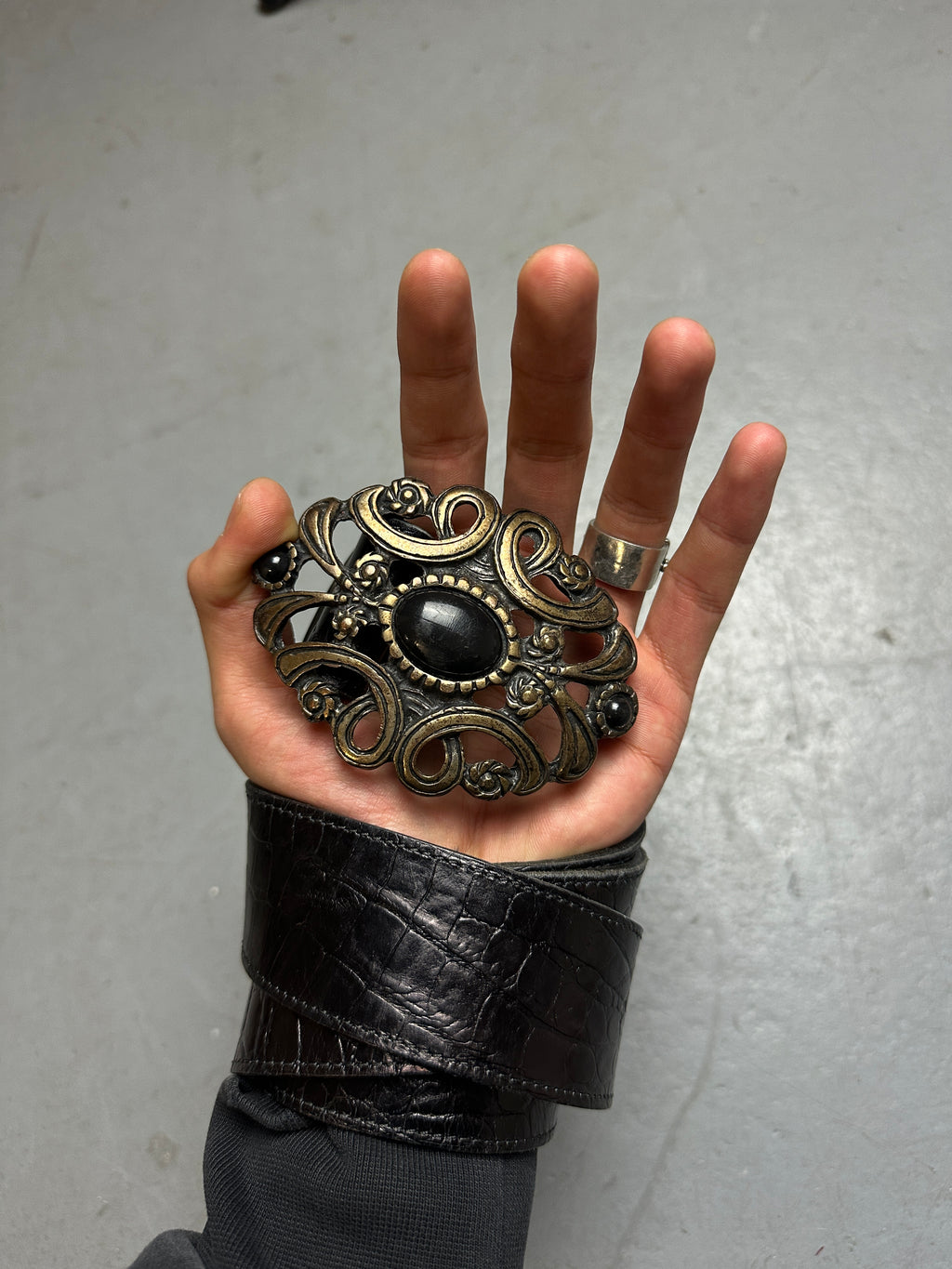 Detailbild Vintage Black Croco Optic Belt von Schnalle 