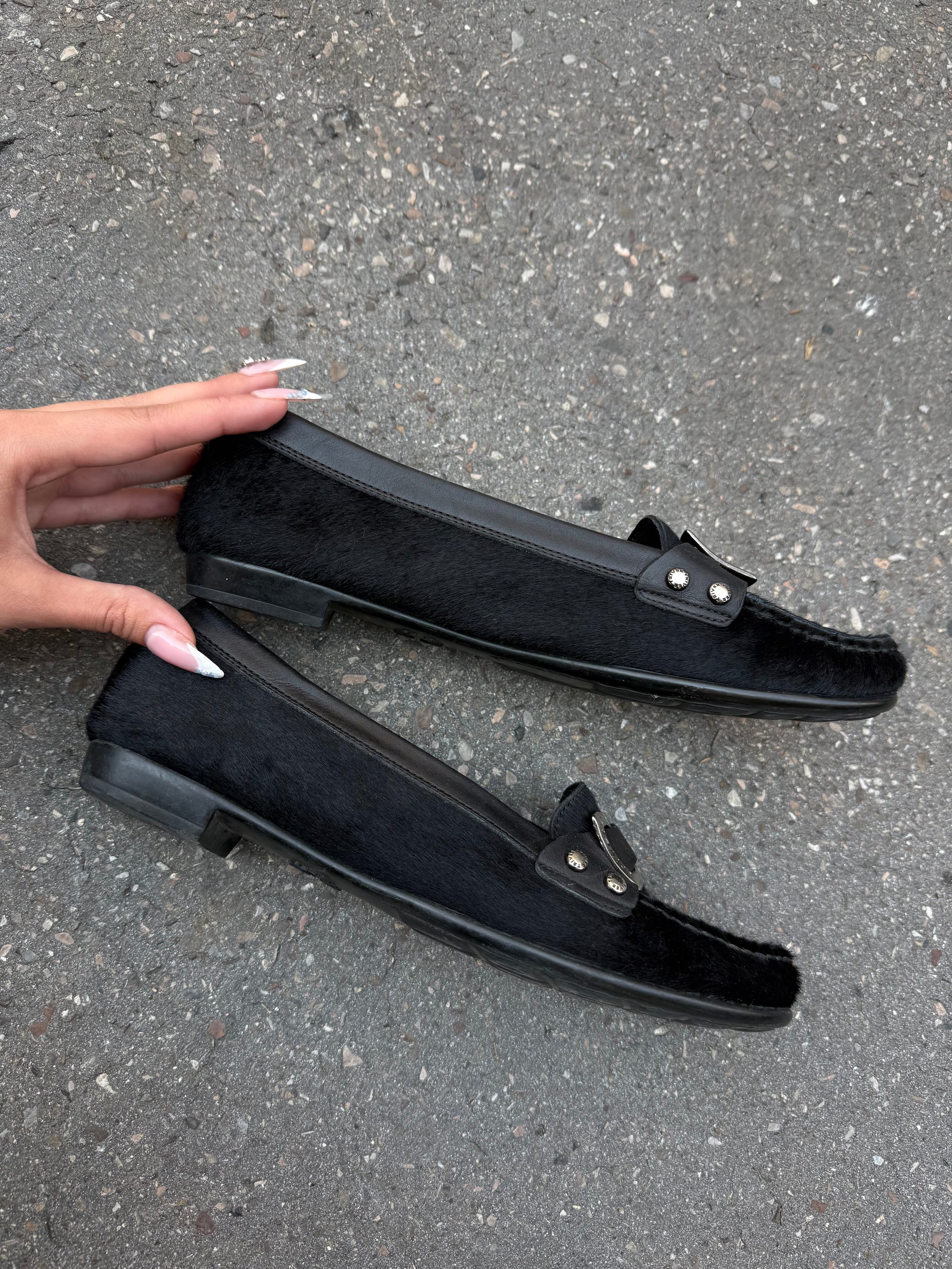 Vintage Faux Fur Black Loafer 39