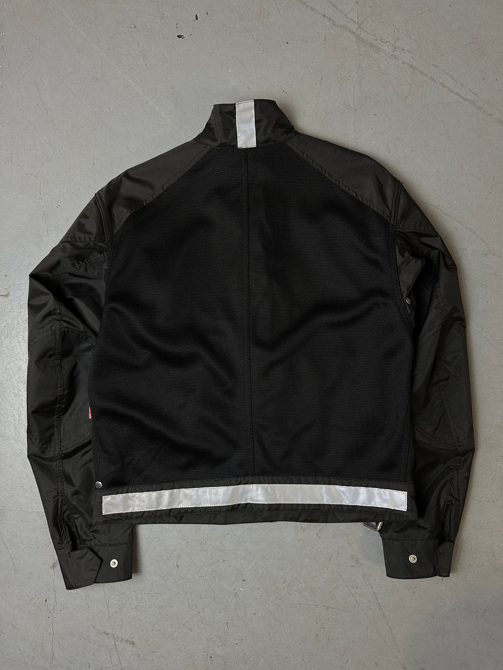 Produktbild von Vintage Black Belstaff Jacket M/L von hinten 