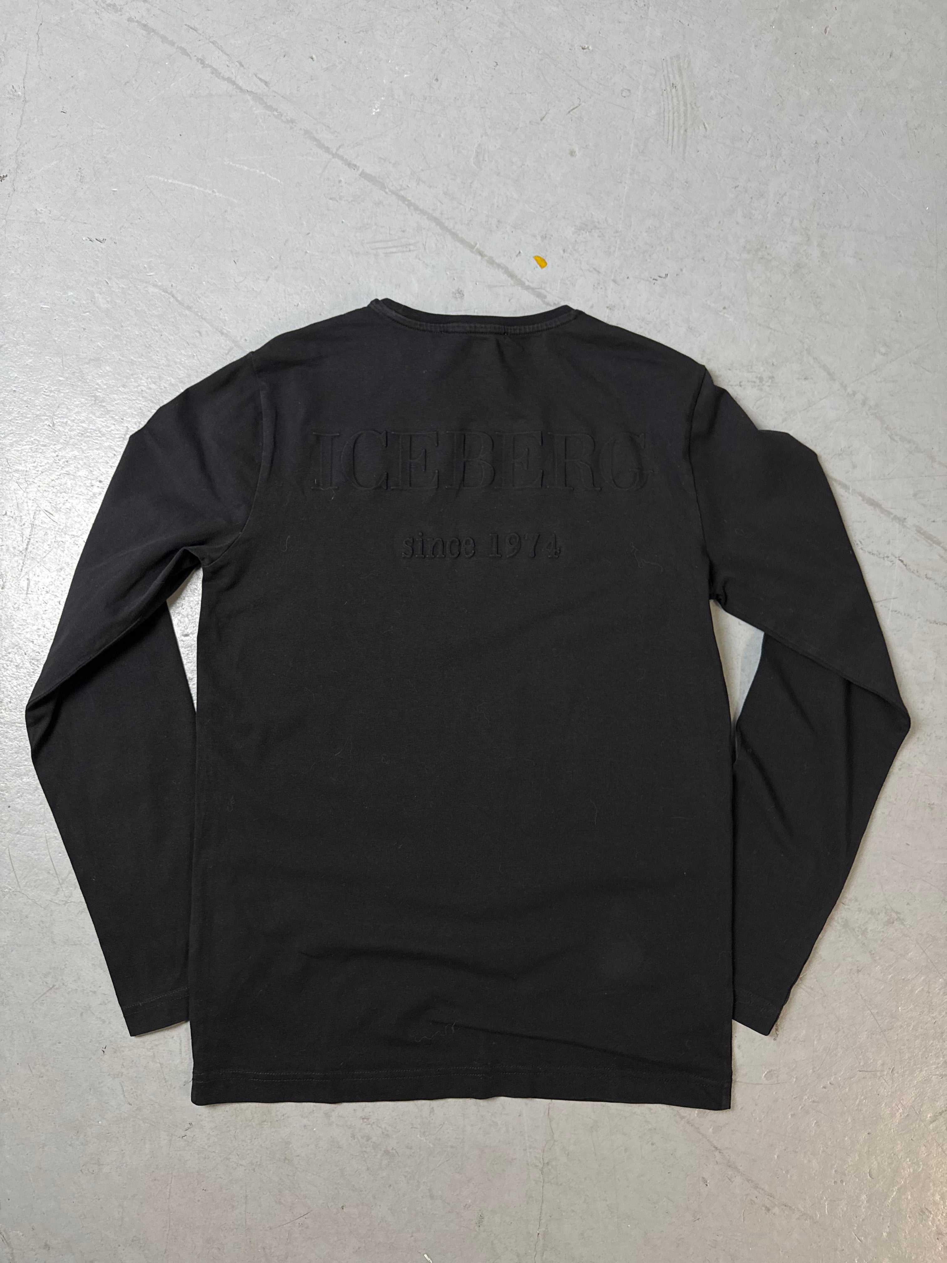 Produktbild von Vintage Iceberg Black Longsleeve von hinten