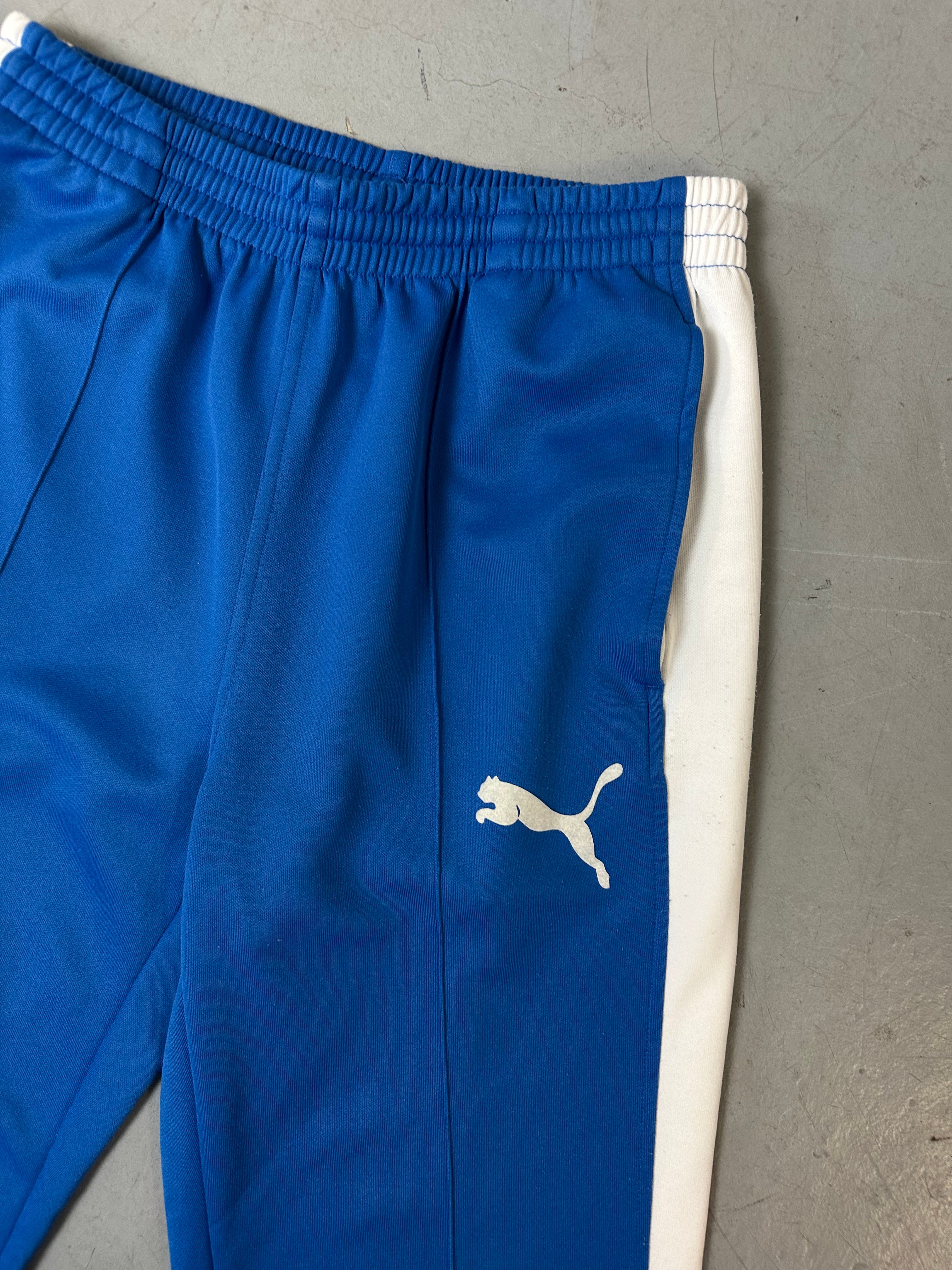 Ein Blau weißes Set von Puma bestehend aus Trackjacke und Trackpants in M/L