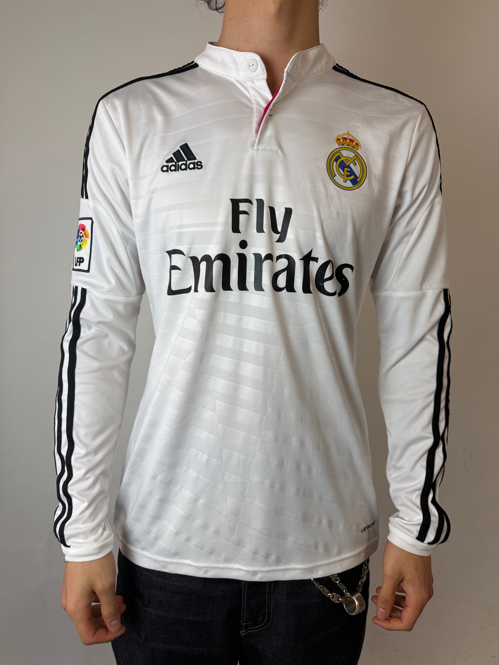 Vintage Adidas Real Madrid 14/15 Home Jersey für Herren. Y2K Second Hand 2000s Fashion
