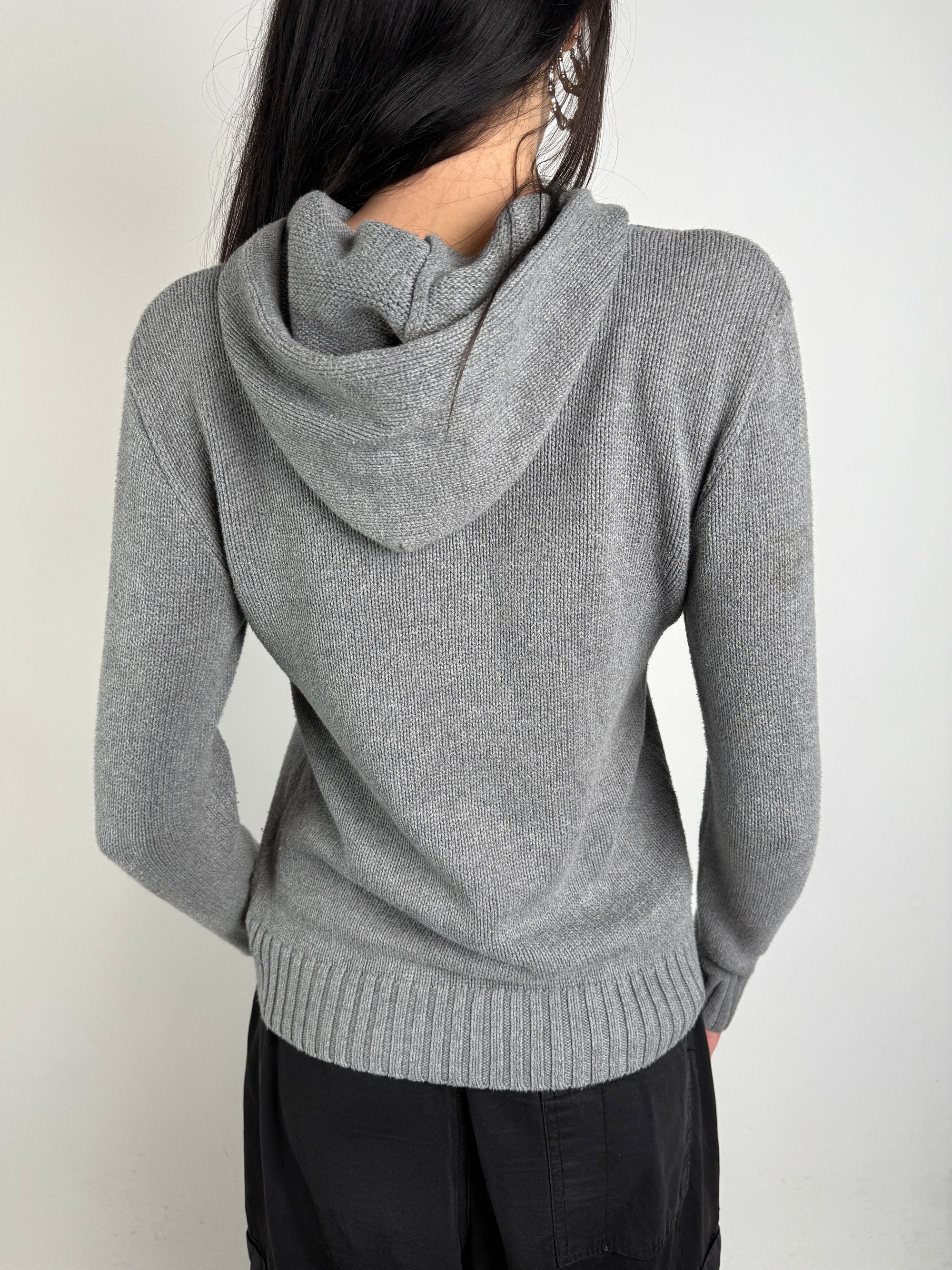 Tragebild von Vintage Polo Ralph Lauren Grey Knit Hoodie von hinten