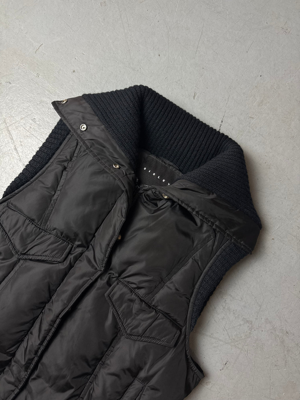 Schwarze Puffer Weste y2k vintage Sisley 