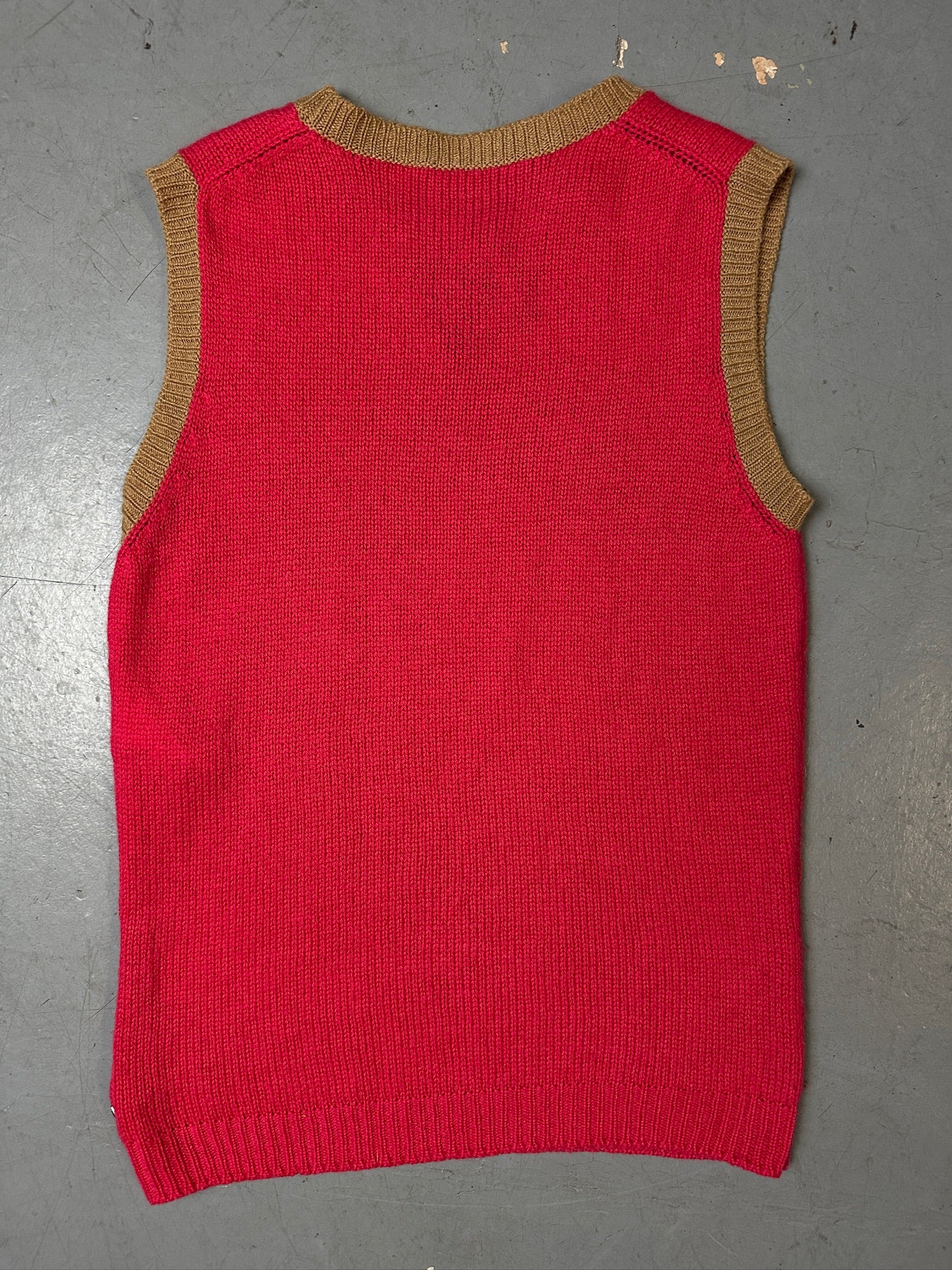 Produktbild von Vintage Christian Dior Pink Cashmere Top von hinten