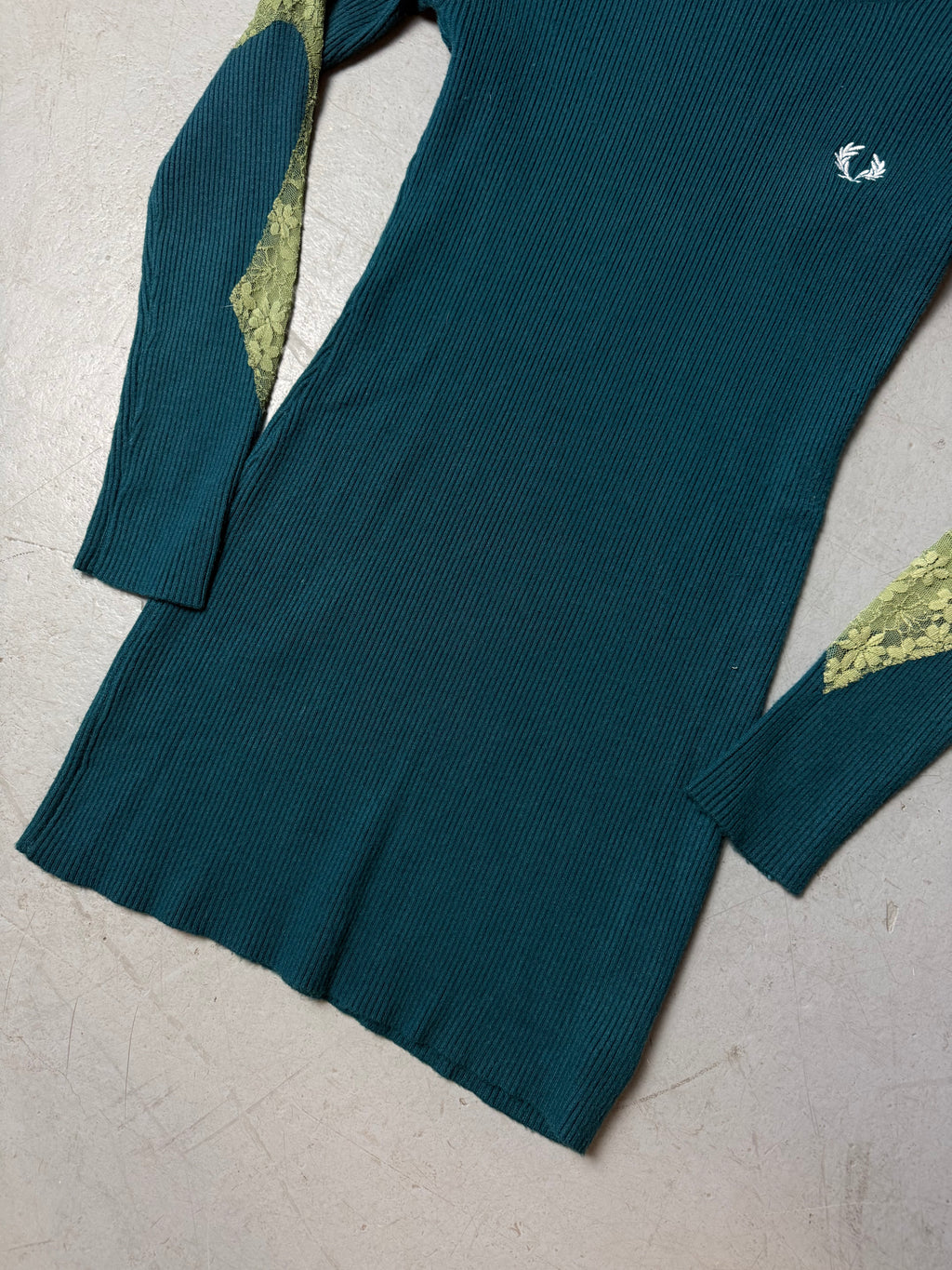 Vintage Fred Perry Turquoise Ribbed Sweater with Lace Details for girls. Y2K Second Hand 2000s Fashion 