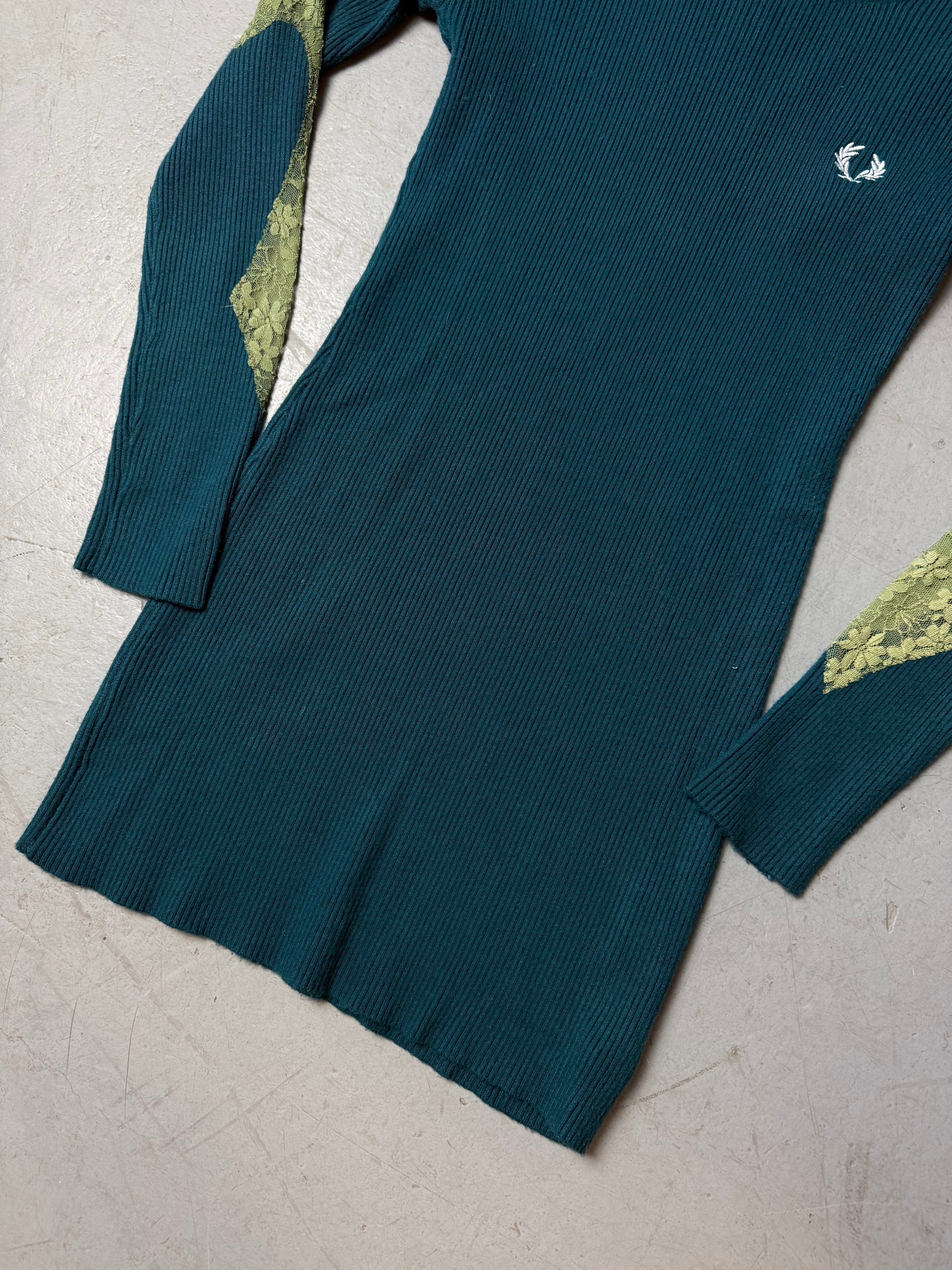 Vintage Fred Perry Turquoise Ribbed Sweater with Lace Details for girls. Y2K Second Hand 2000s Fashion 
