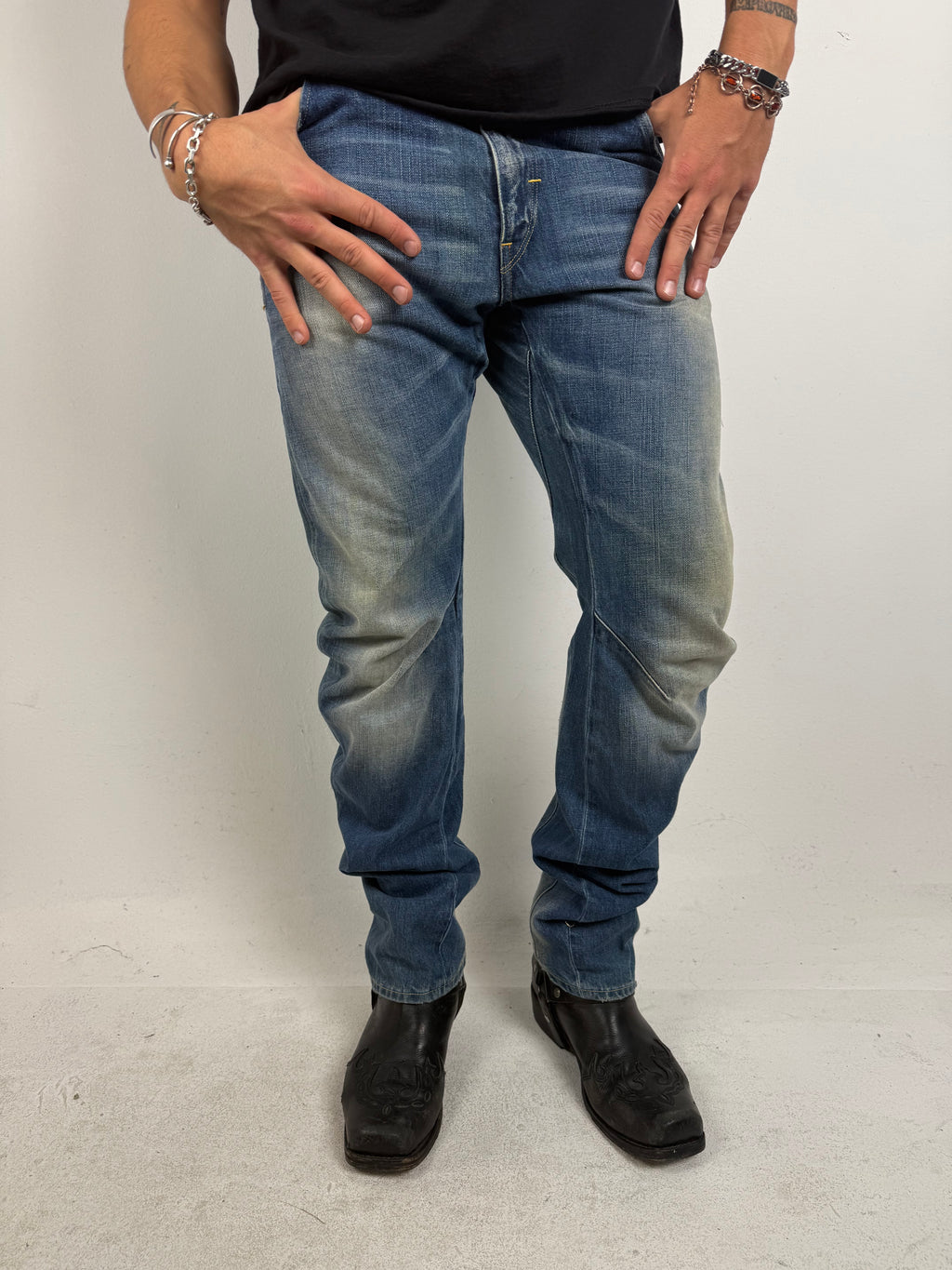 Tragebild von Vintage G-Star Raw GS01 Washed Denim Jeans M/L von vorne