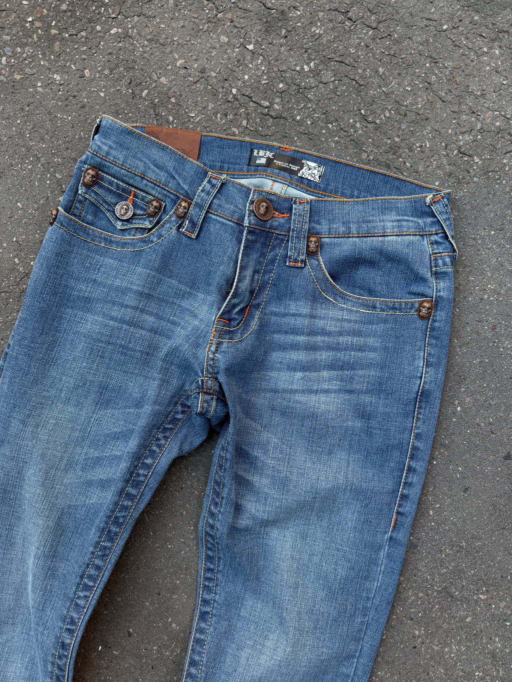 Y2K Laguna Beach „New Crystal Cove“ Mid Waist Denim für Damen. Y2K 2000s Fashion