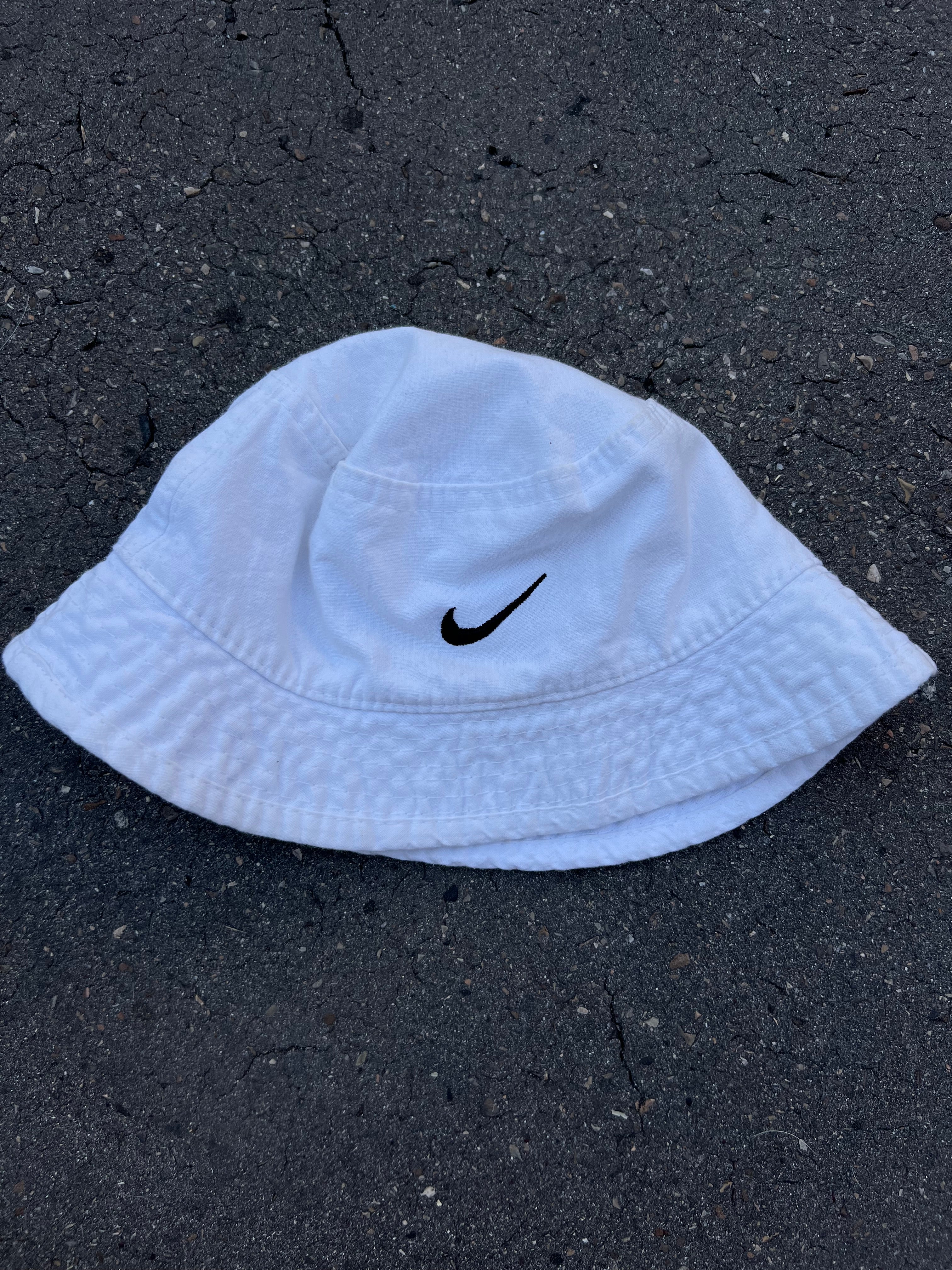Vintage Nike White Bucket Hat