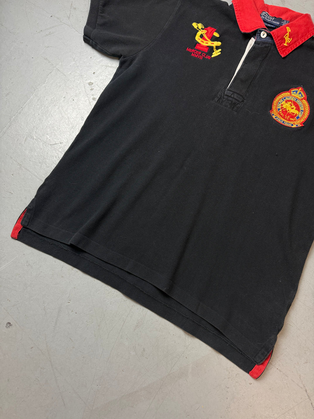 Detailbild von Vintage Polo Ralph Lauren Mercer Club Polo Shirt M/L von vorne