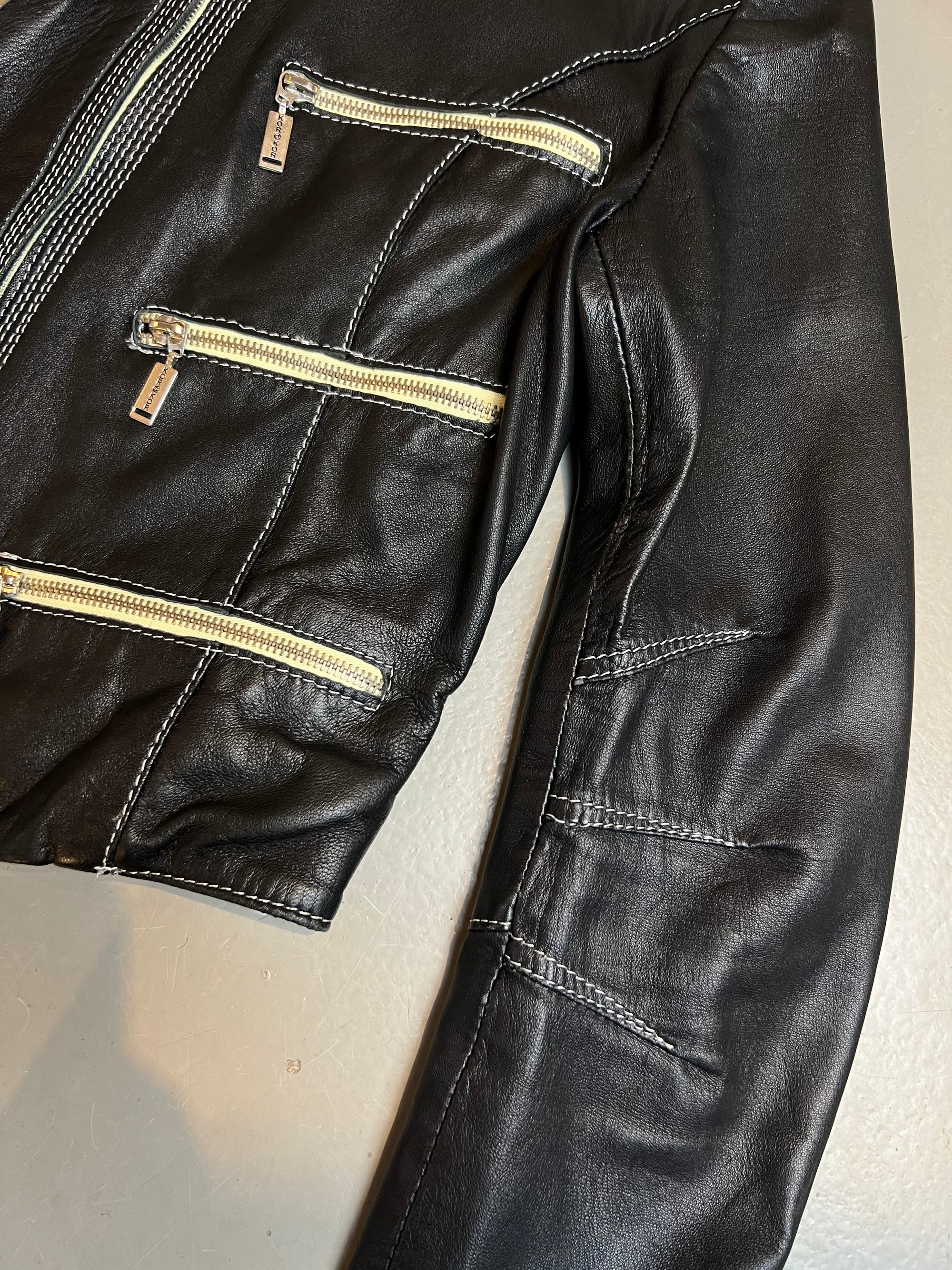 Produkt Bild Vintage Zip Leather Jacket M von vorne Detail Ärmel