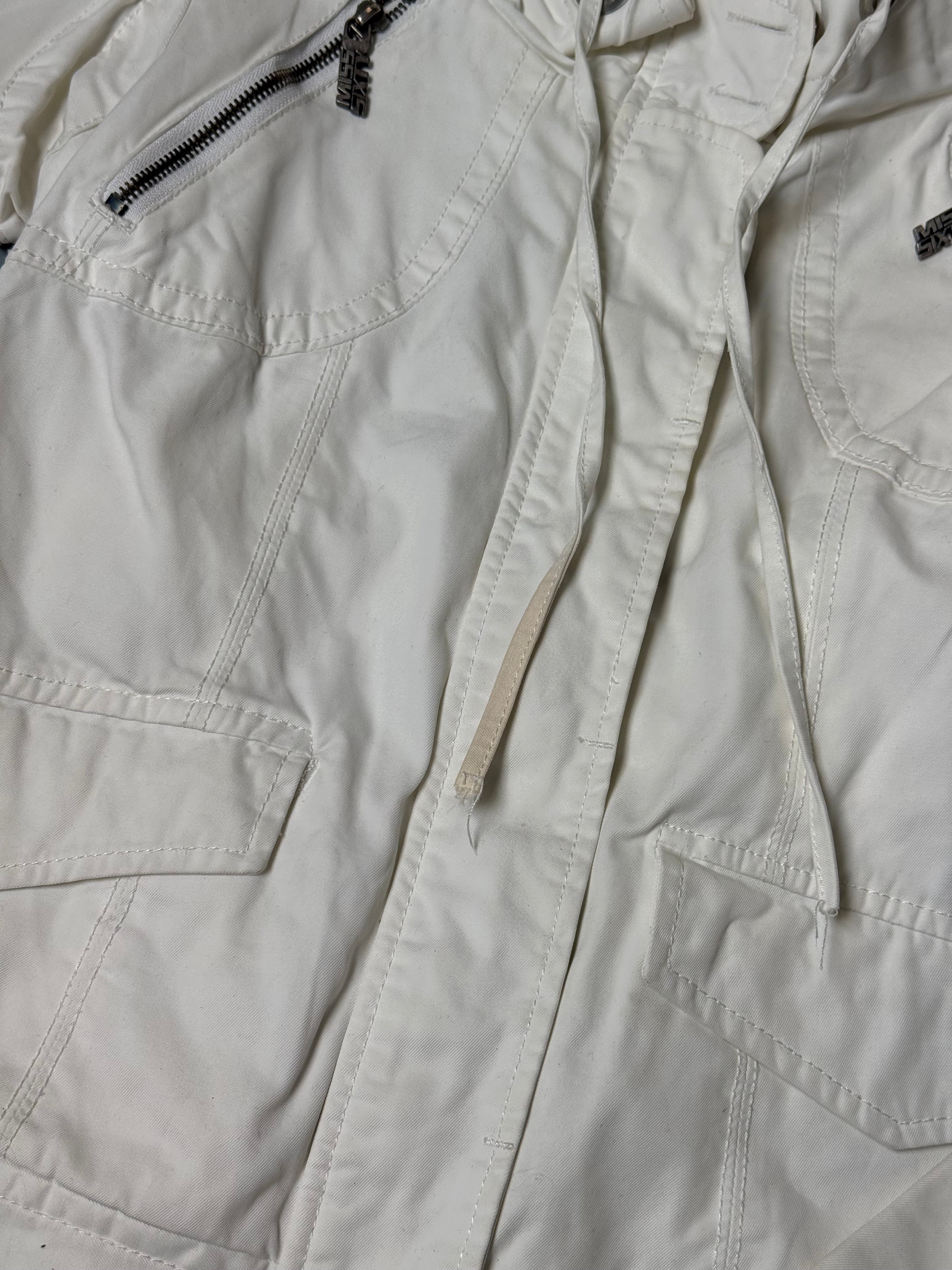 Vintage Miss Sixty White Jacket für Damen. Y2K Secondhand 2000s Fashion.