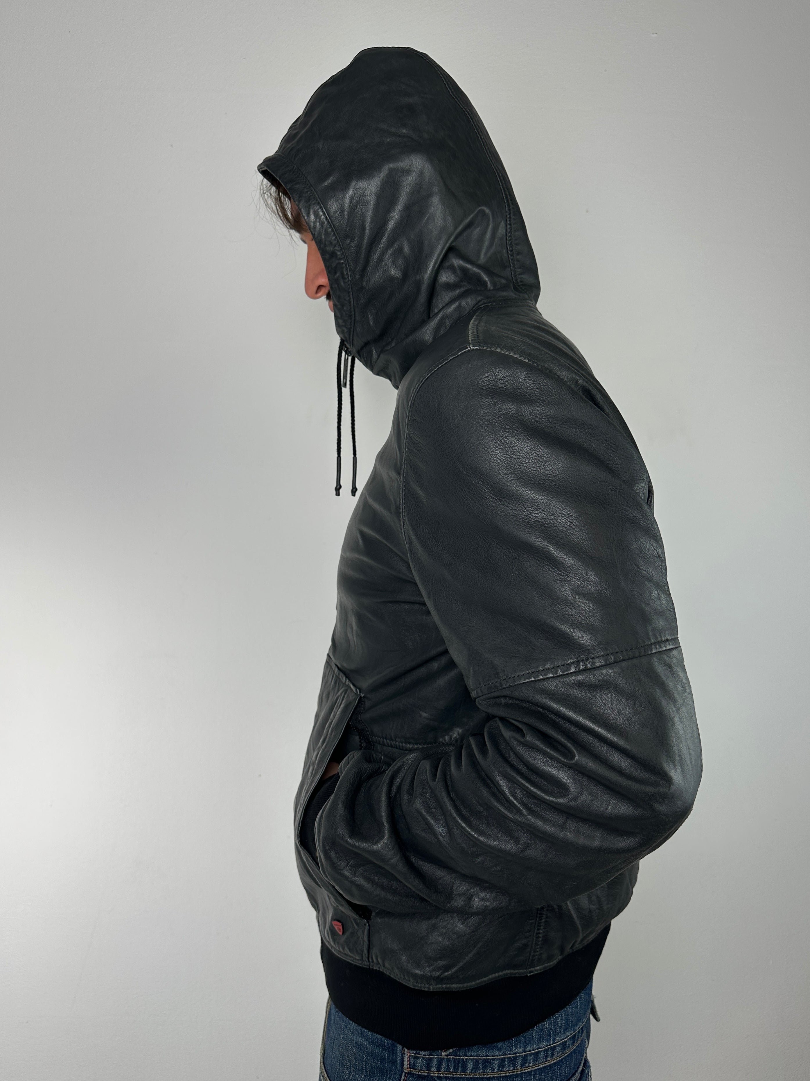 Vintage Black Strellson Hooded Leather Jacket für Herren. Y2K Second Hand 2000s Fashion