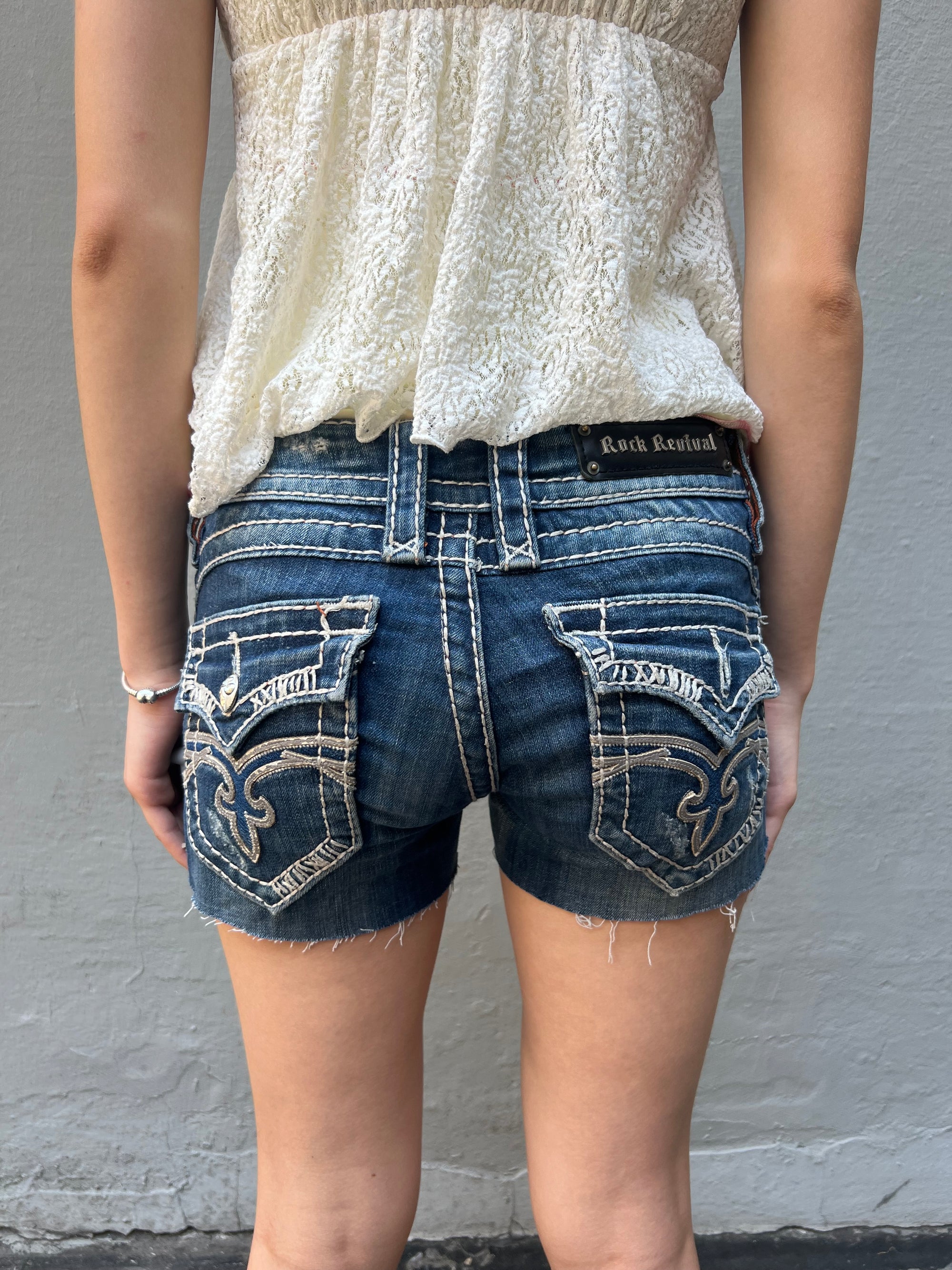 Vintage Rock Revival Ripped Shorts XS/S