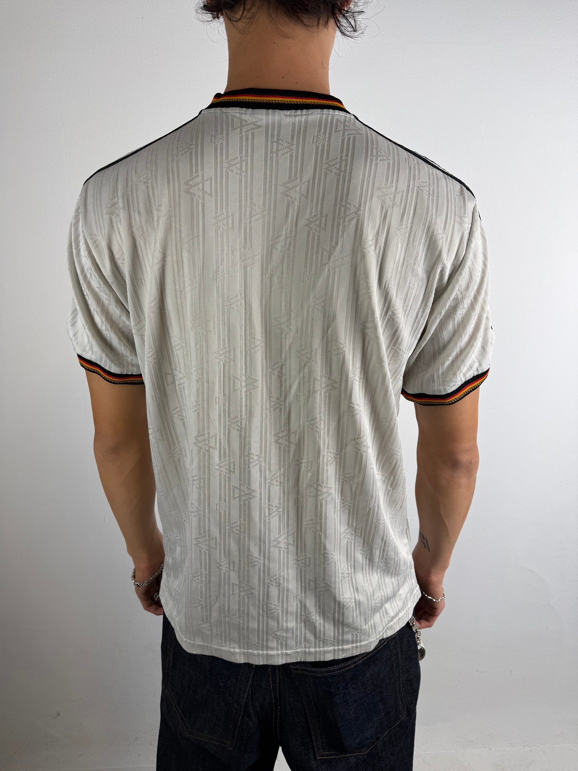 Tragebild von hinten